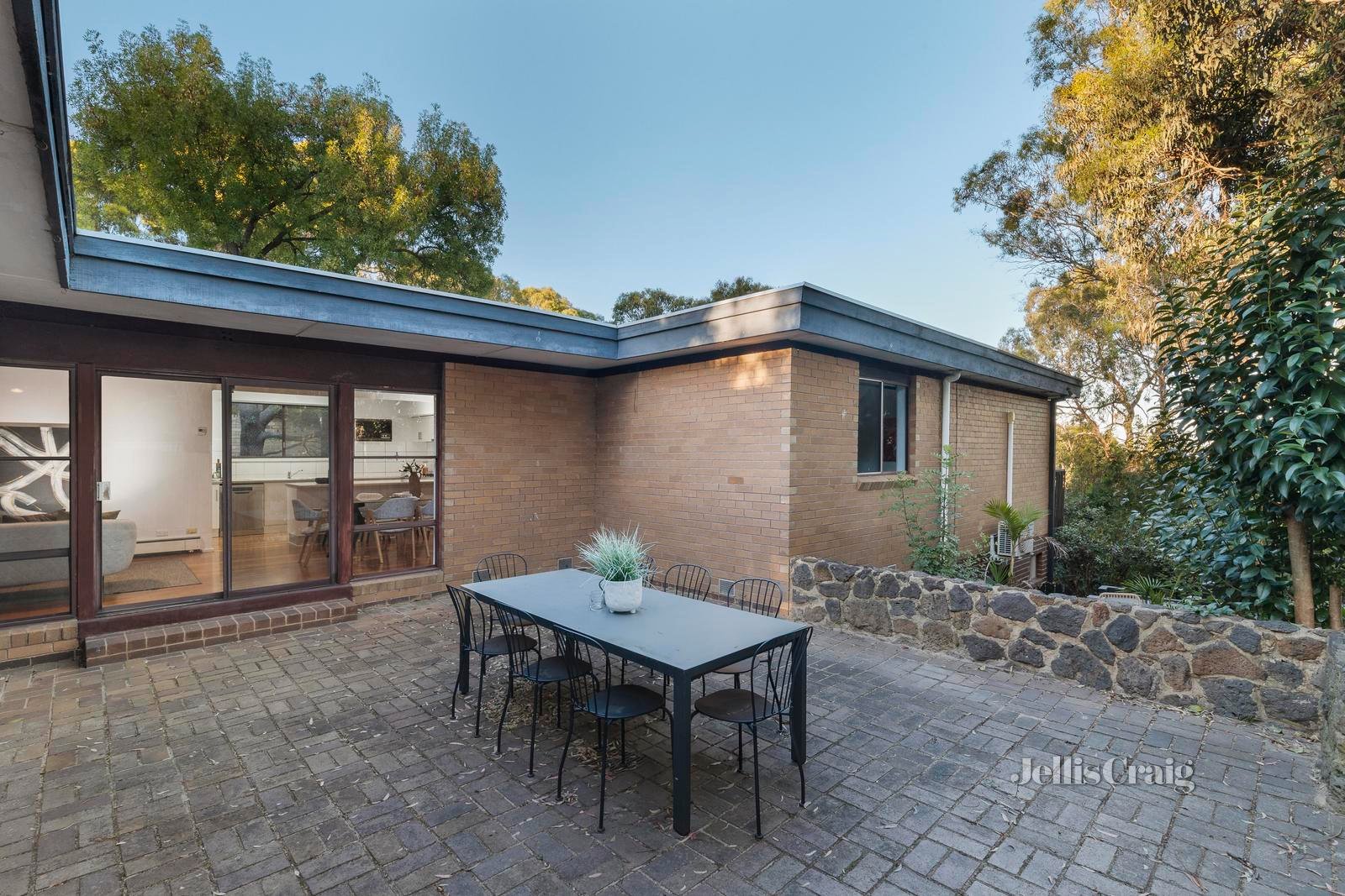 39 Cairns Street, Greensborough image 20