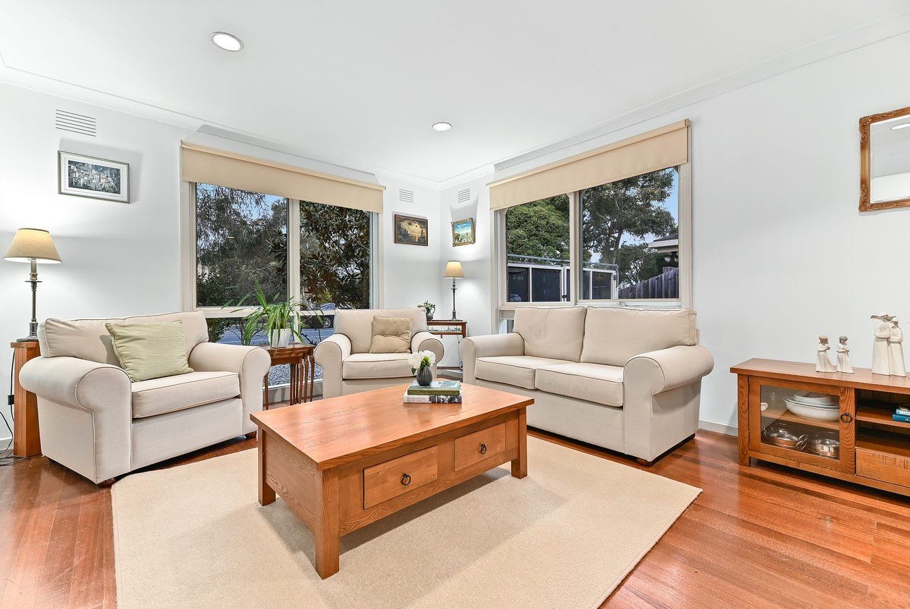 39 Camelot Drive, Glen Waverley image 3