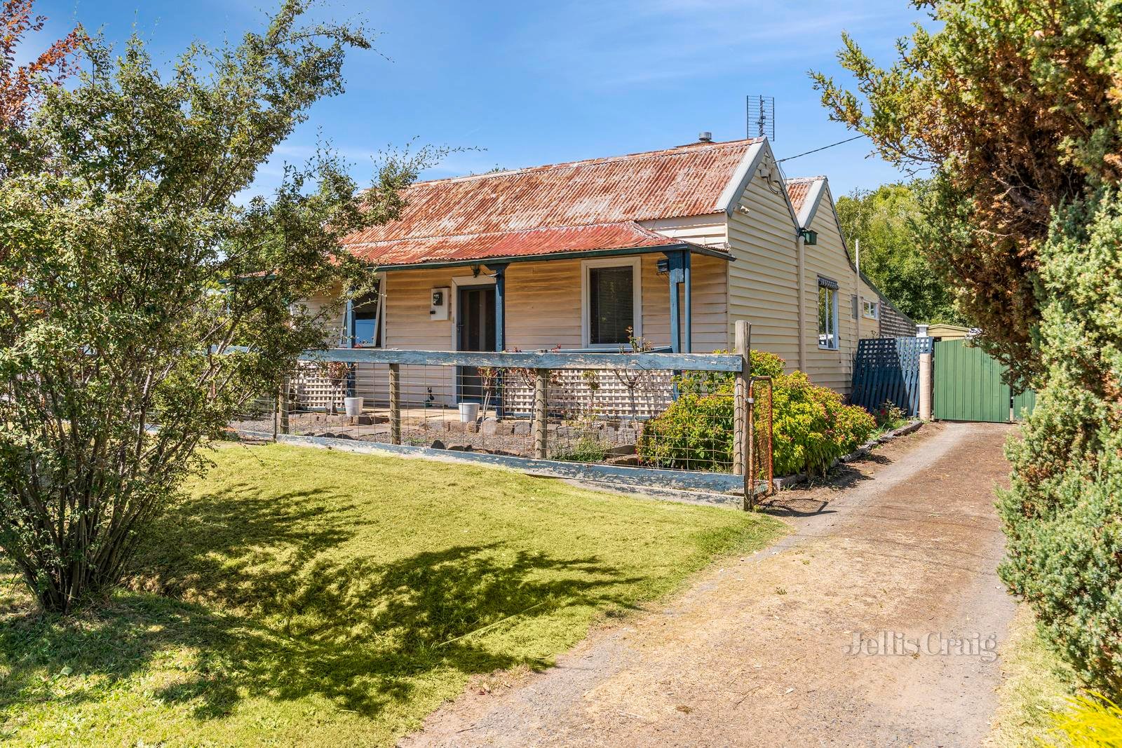 39 Cameron Street, Malmsbury image 1