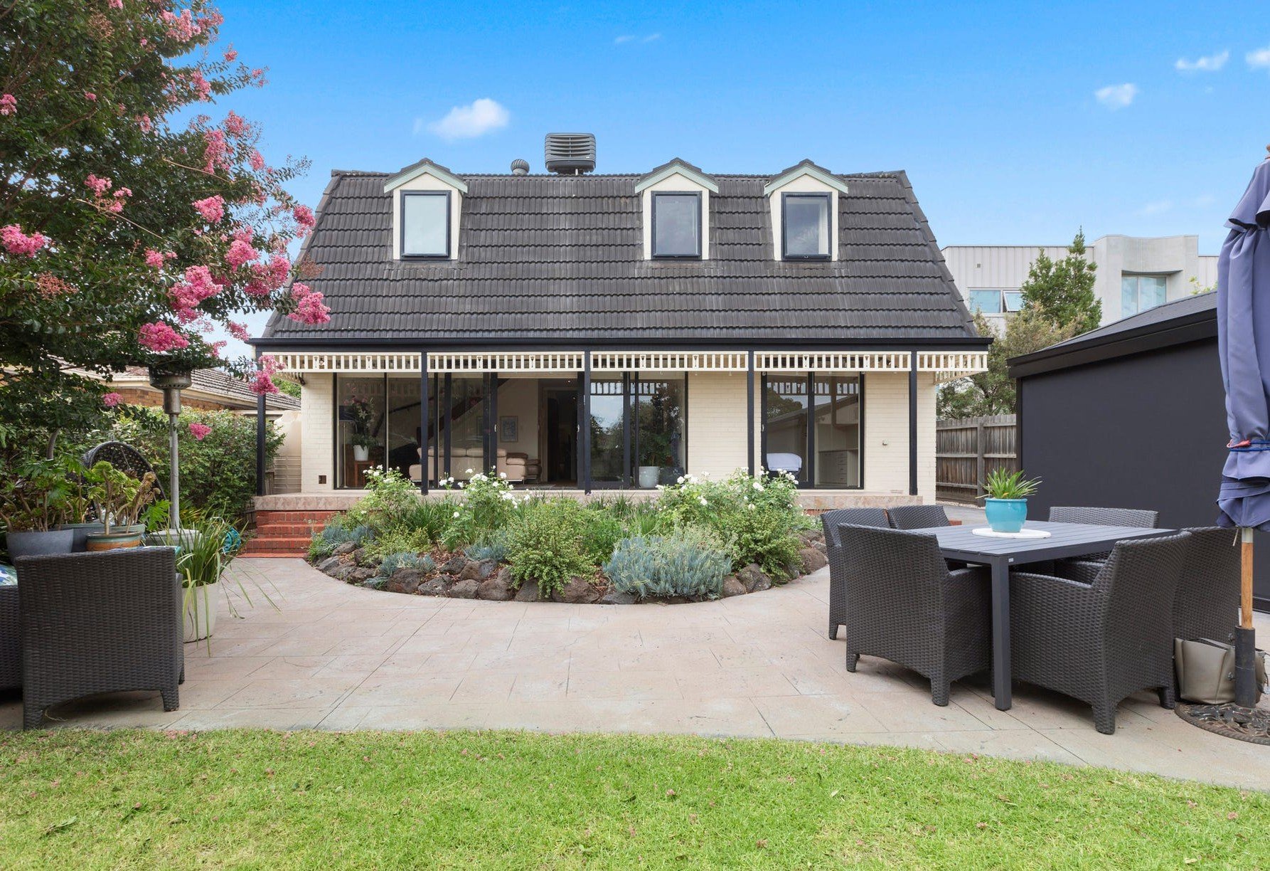 39 Castlewood Street, Bentleigh East image 3