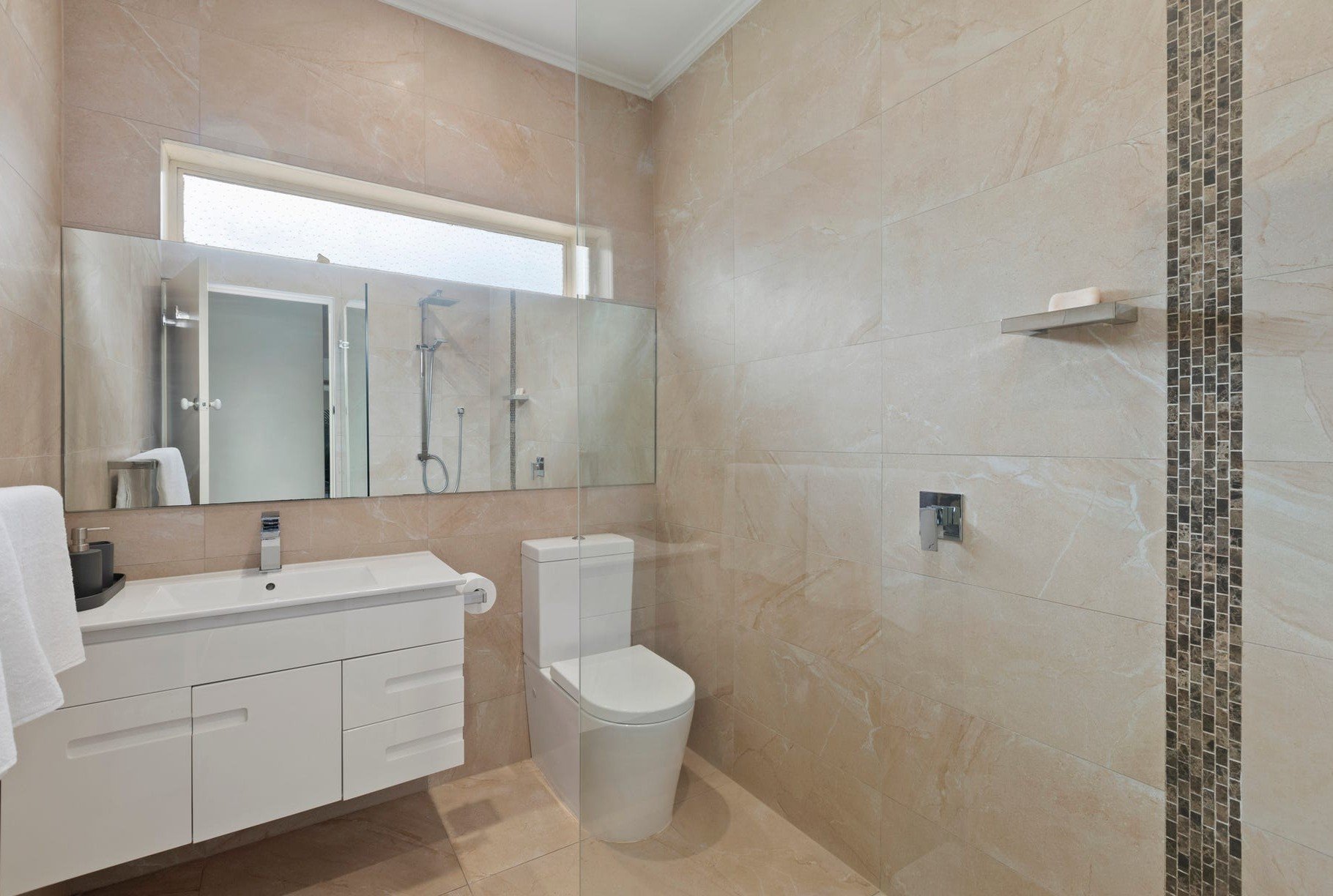 39 Castlewood Street, Bentleigh East image 11