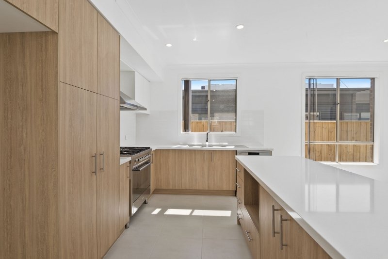 Property Gallery Thumbnail 2