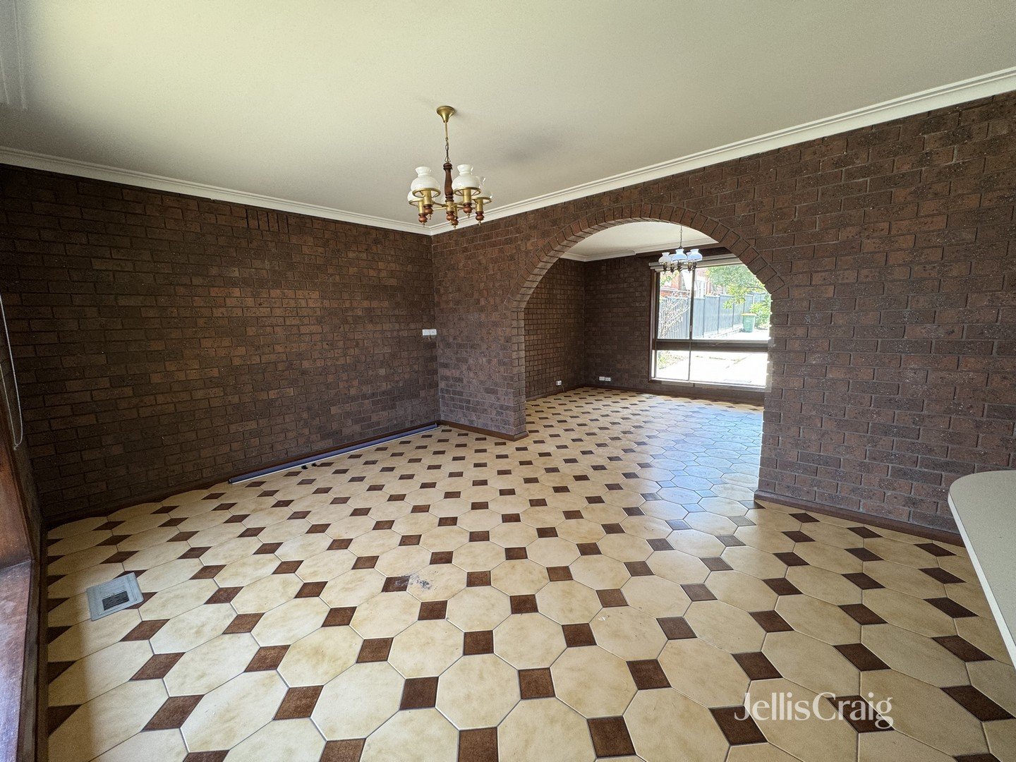 3/9 Collins Street, Preston image 2