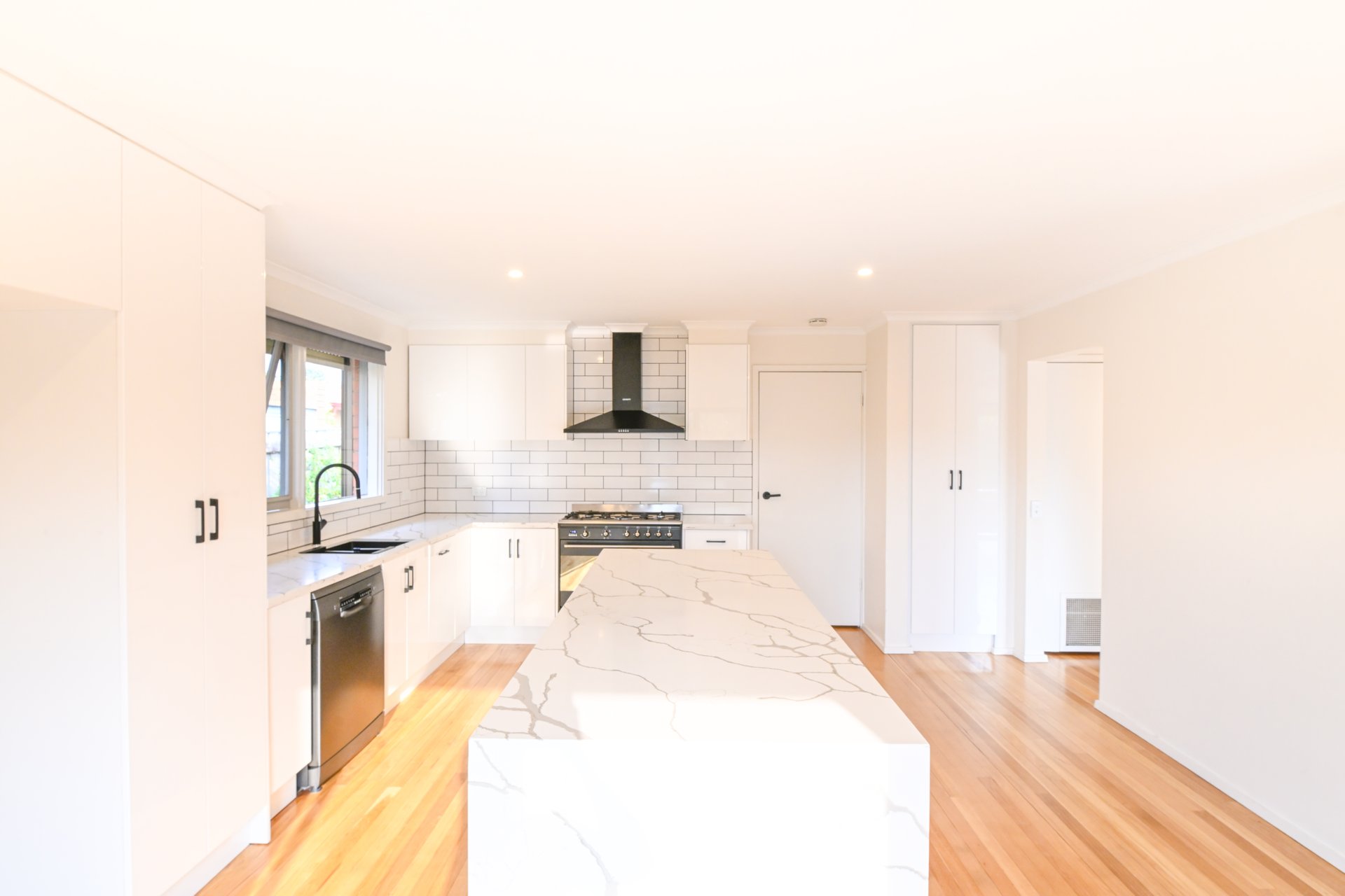 39 Columbia Drive, Wheelers&nbsp;Hill image 1