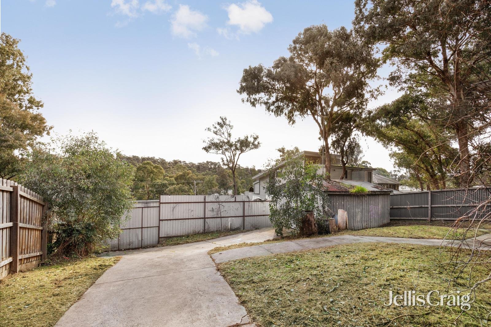 39 Curtain Road, Hurstbridge image 4