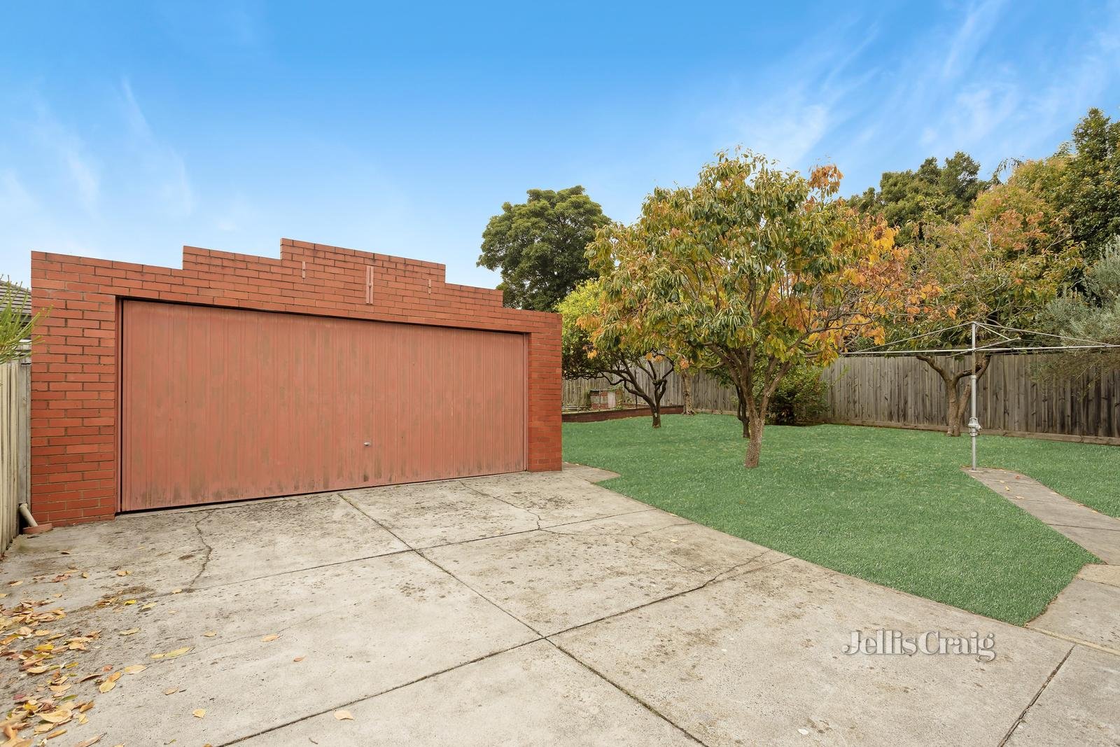 39 Darbyshire Road, Mount Waverley image 13