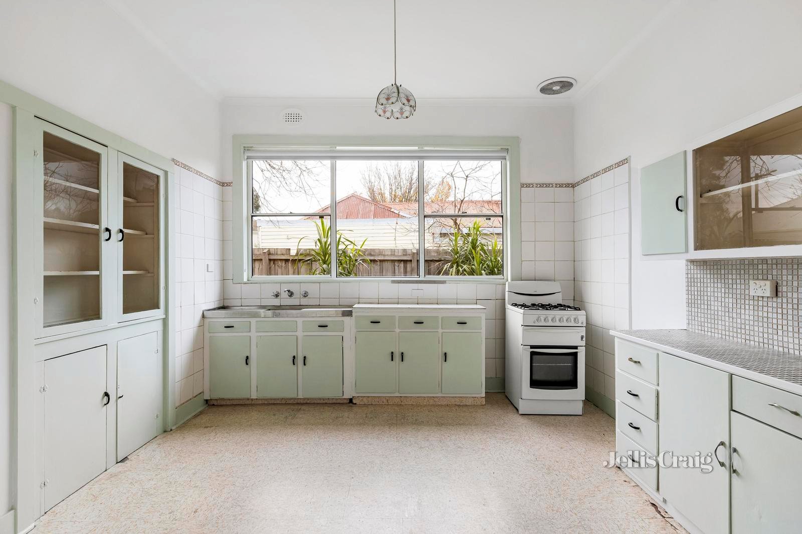 39 Dennis Street, Northcote image 4