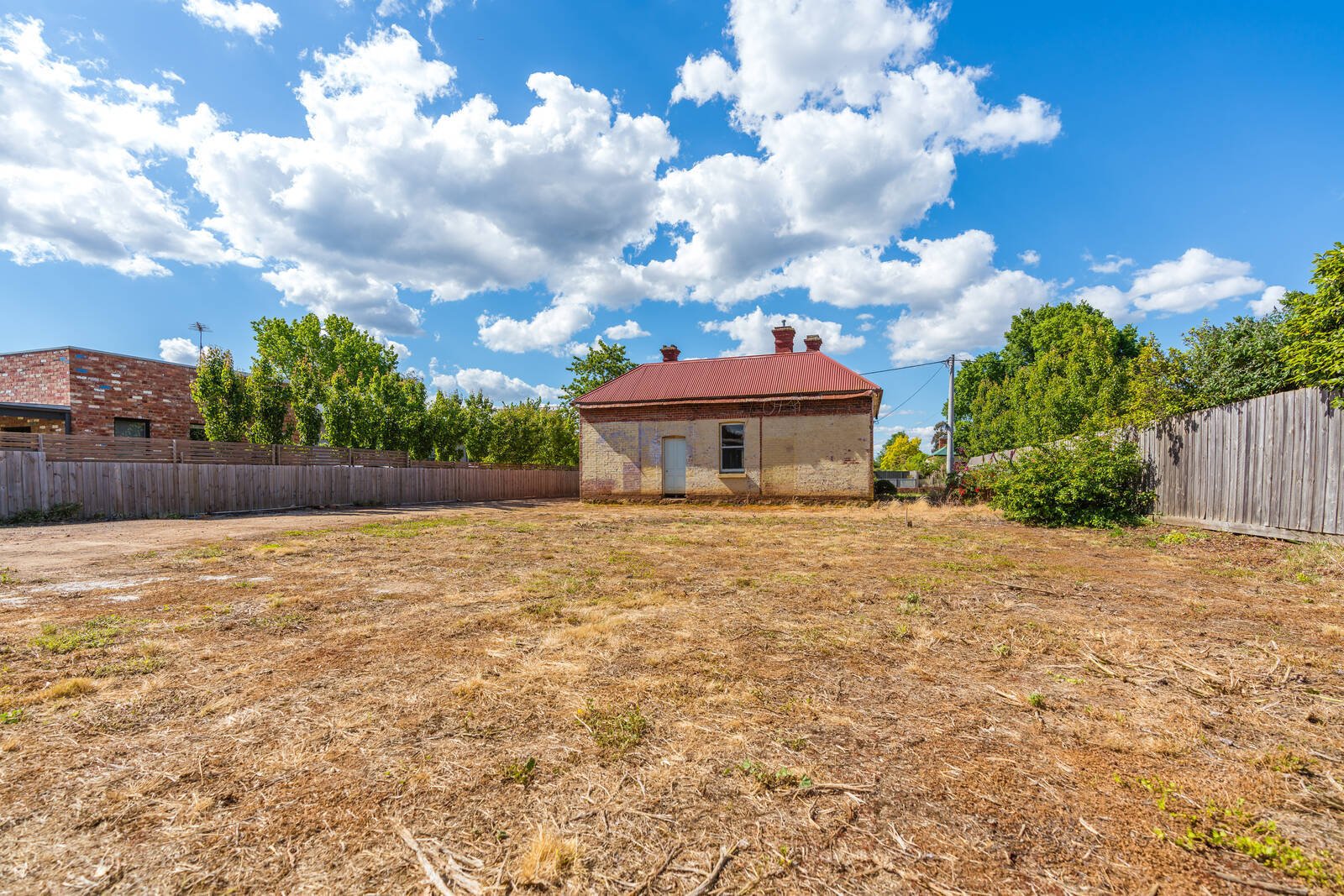 Property Gallery Thumbnail 7