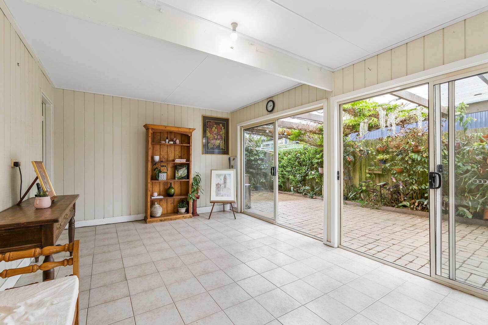 Property Gallery Thumbnail 6