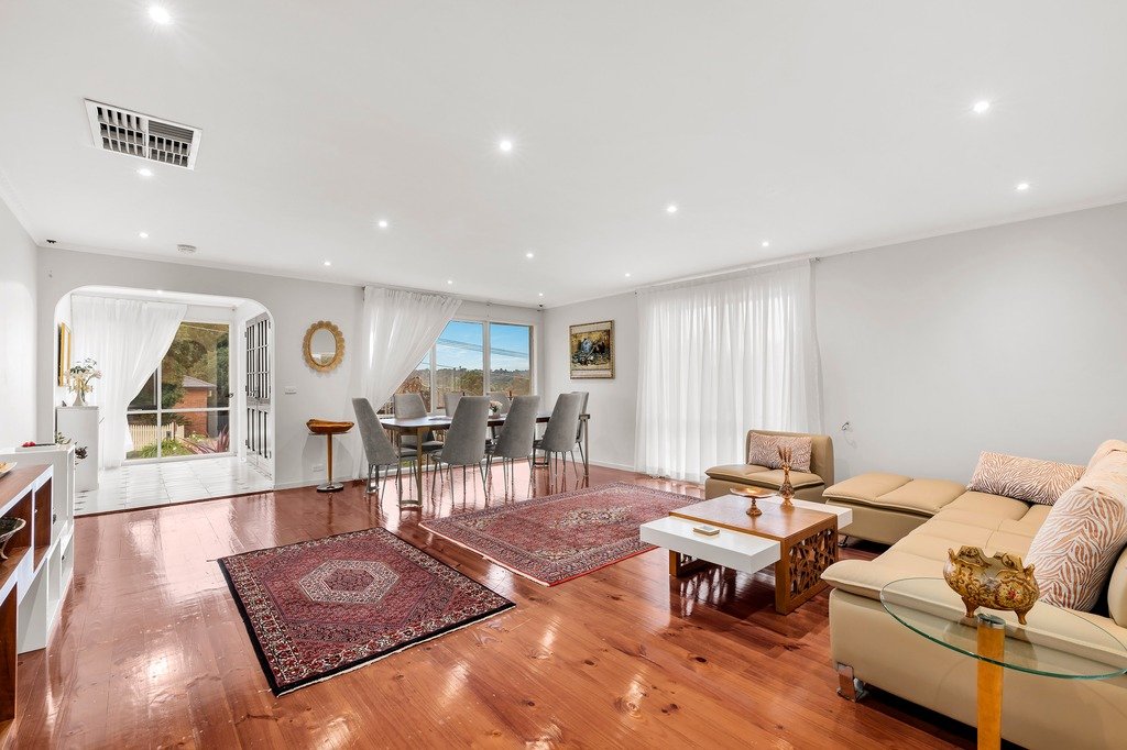 39 Elonera Avenue, Greensborough image 2