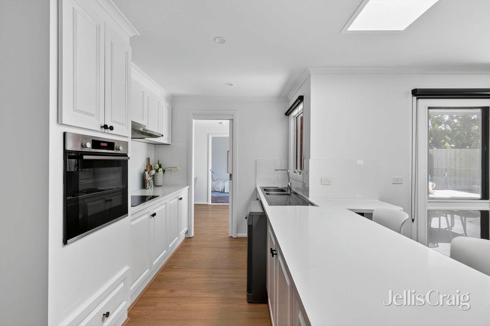 39 Endeavour Drive, Ocean Grove image 2