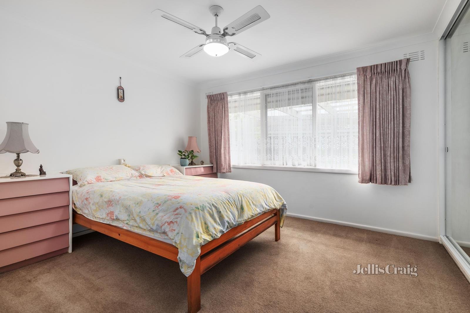 39 Folkestone Road, Glen Waverley image 7