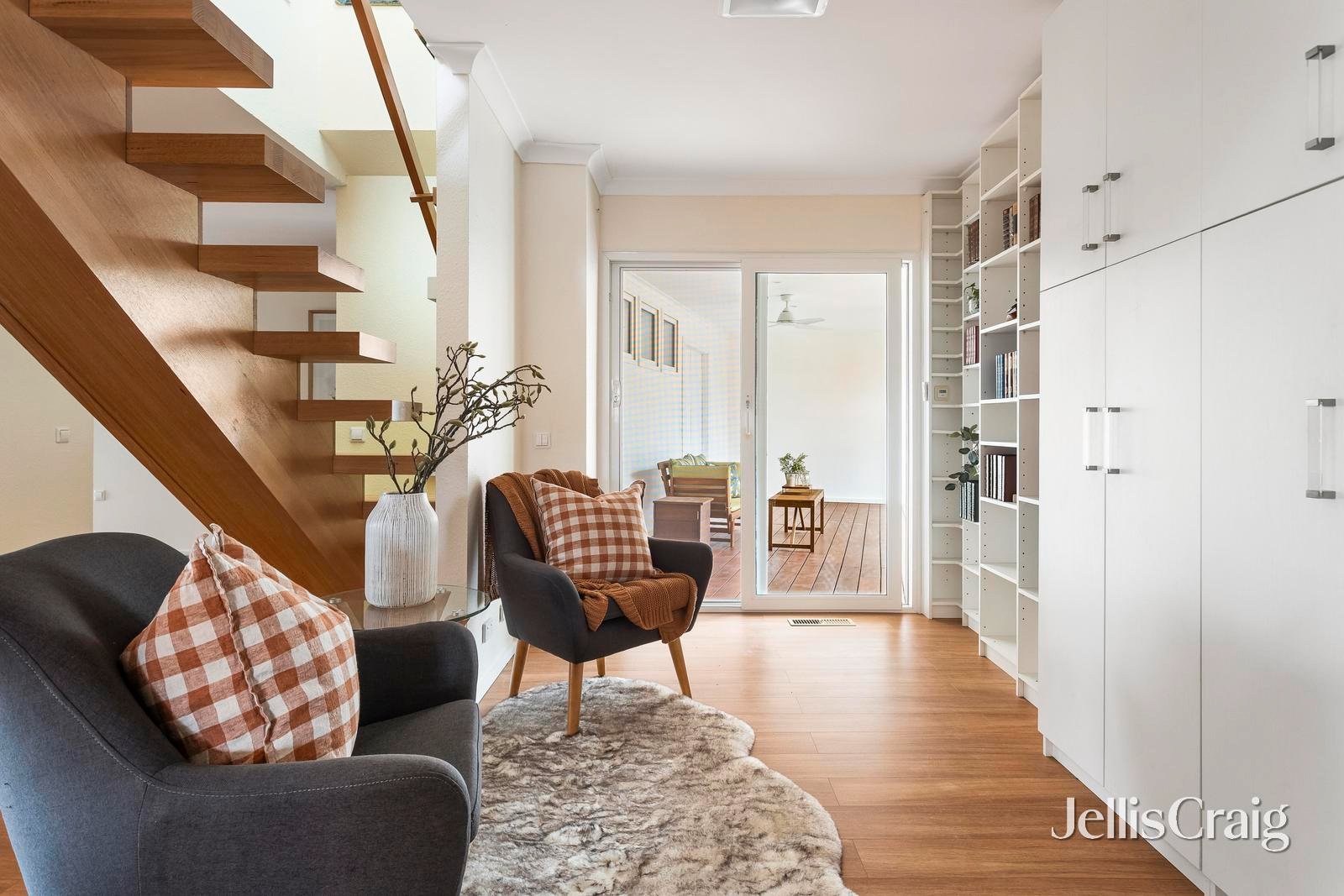 39 Frensham Road, Watsonia image 5