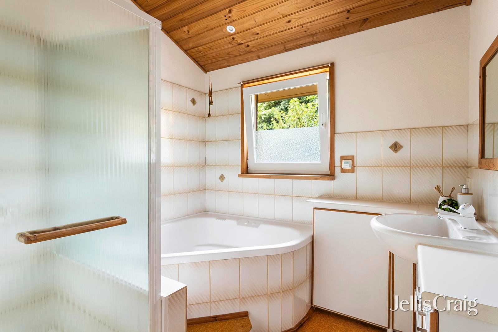 39 Frensham Road, Watsonia image 13