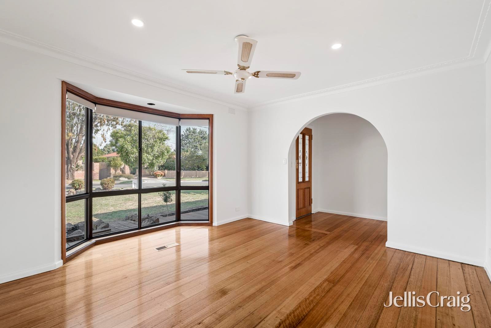 39 Geoffrey Drive, Kilsyth image 2