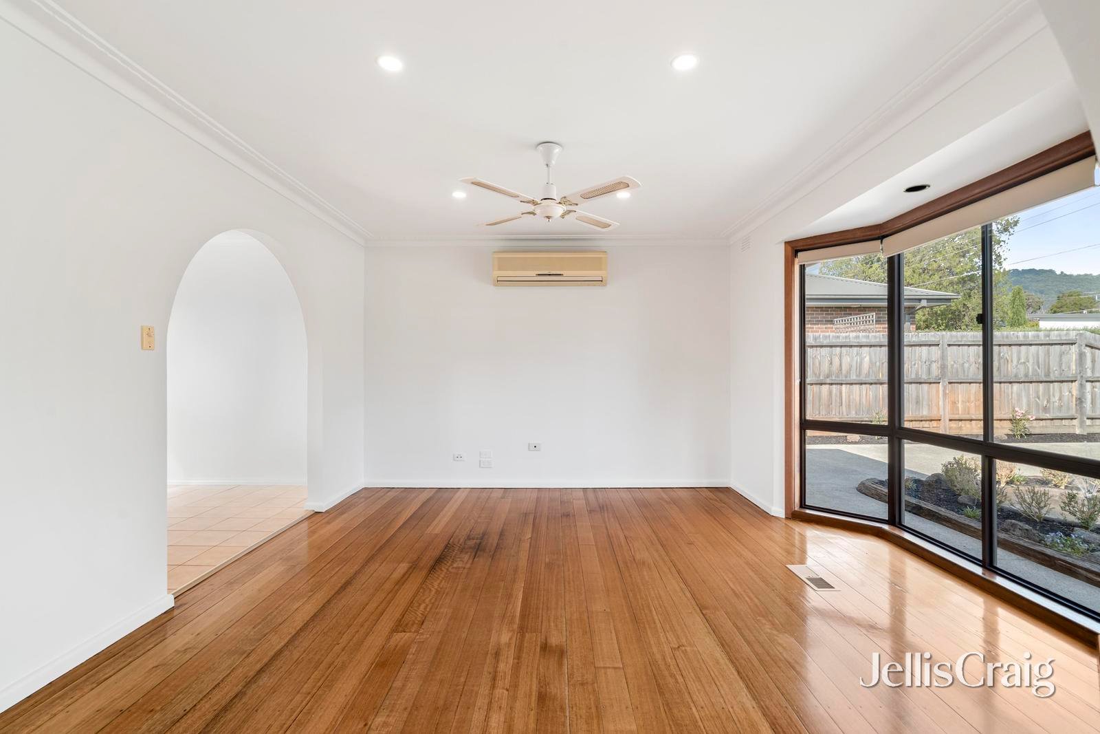 39 Geoffrey Drive, Kilsyth image 3