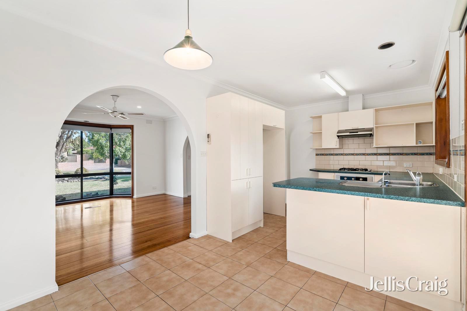 39 Geoffrey Drive, Kilsyth image 5