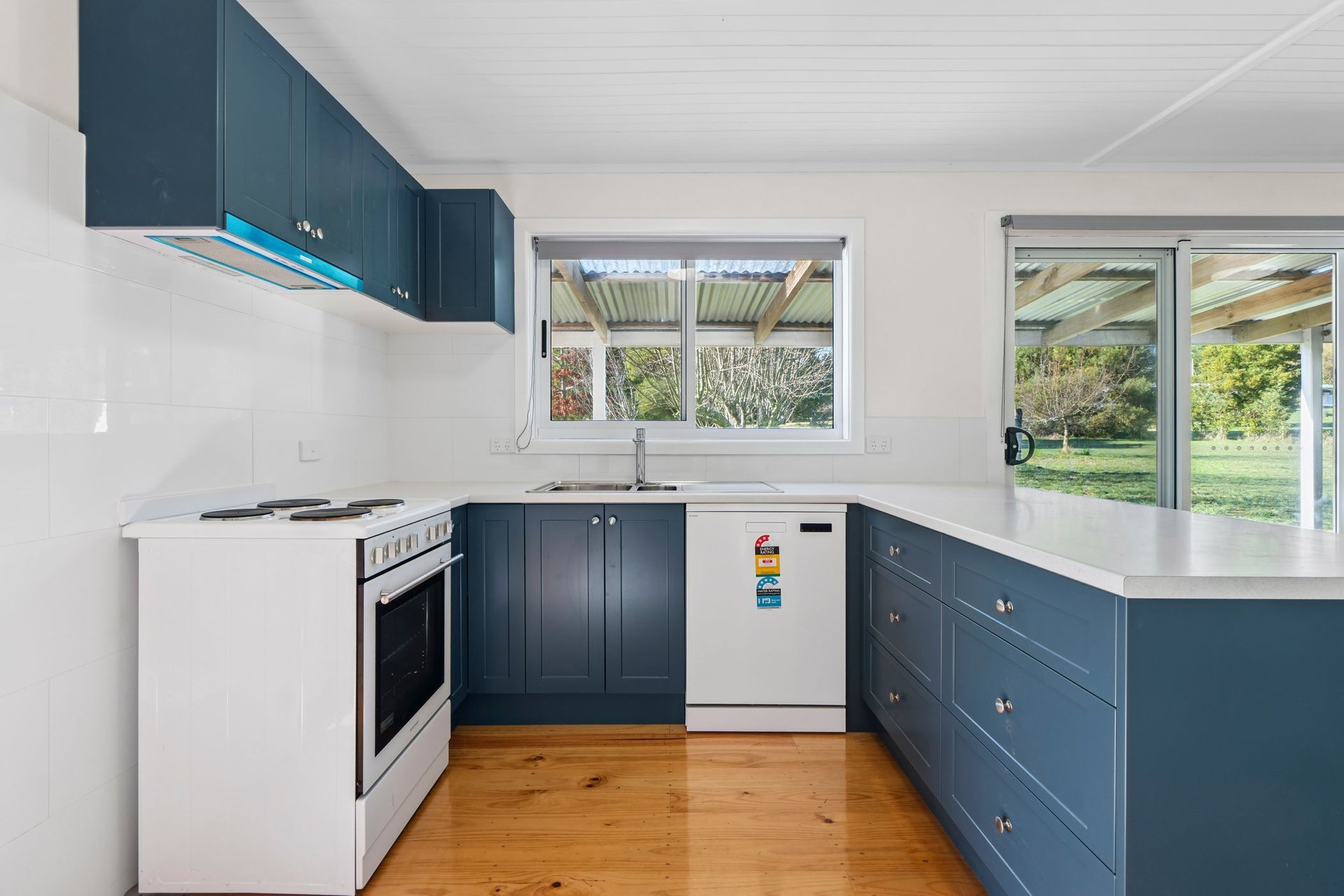 39 Gooch Court, Wheatsheaf image 3