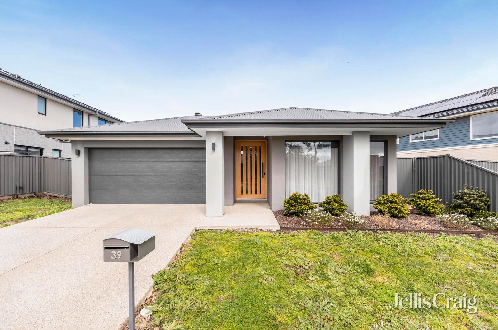39 Grainger Parade, Lucas image 1