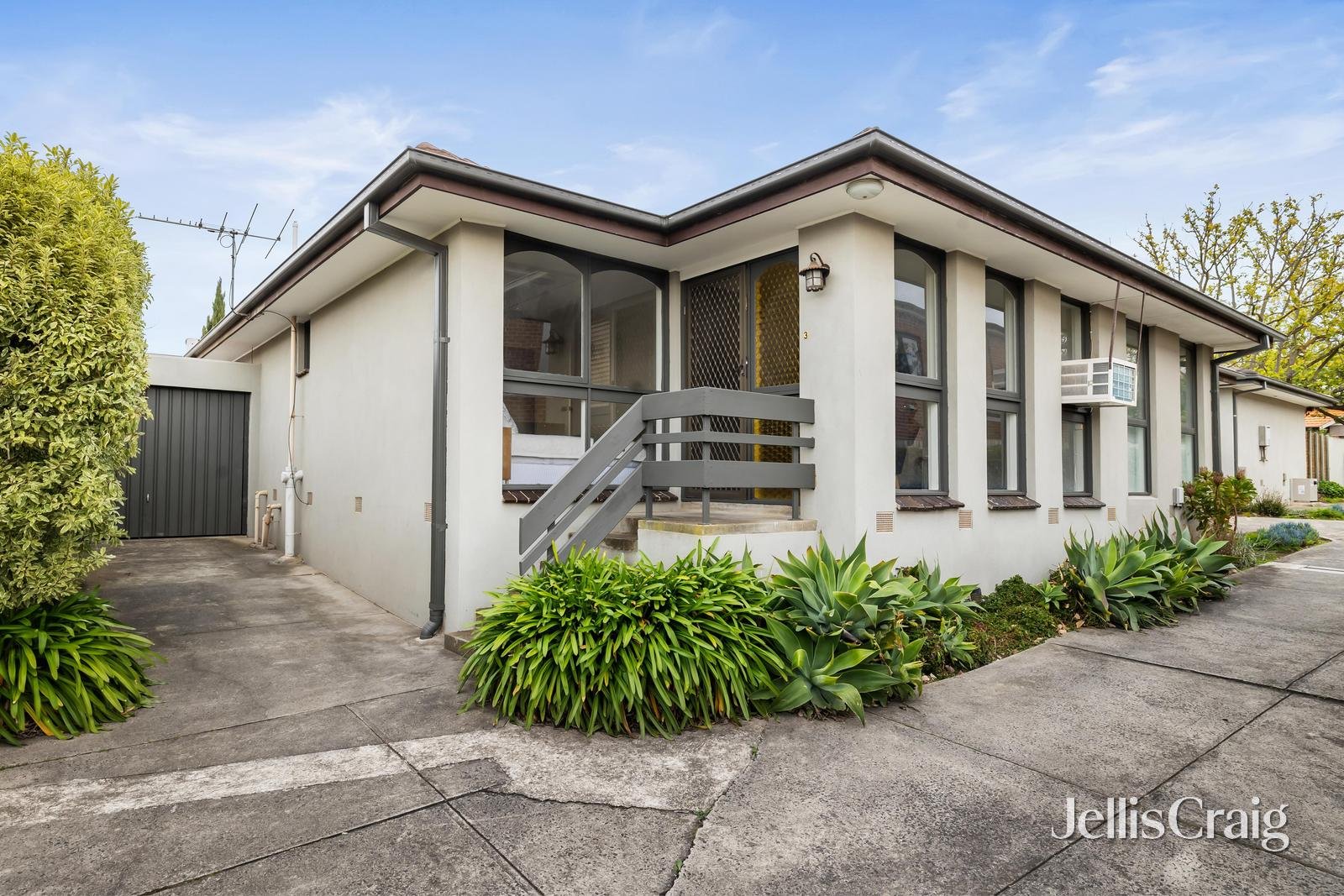 3/9 Grey Street, Balwyn image 1
