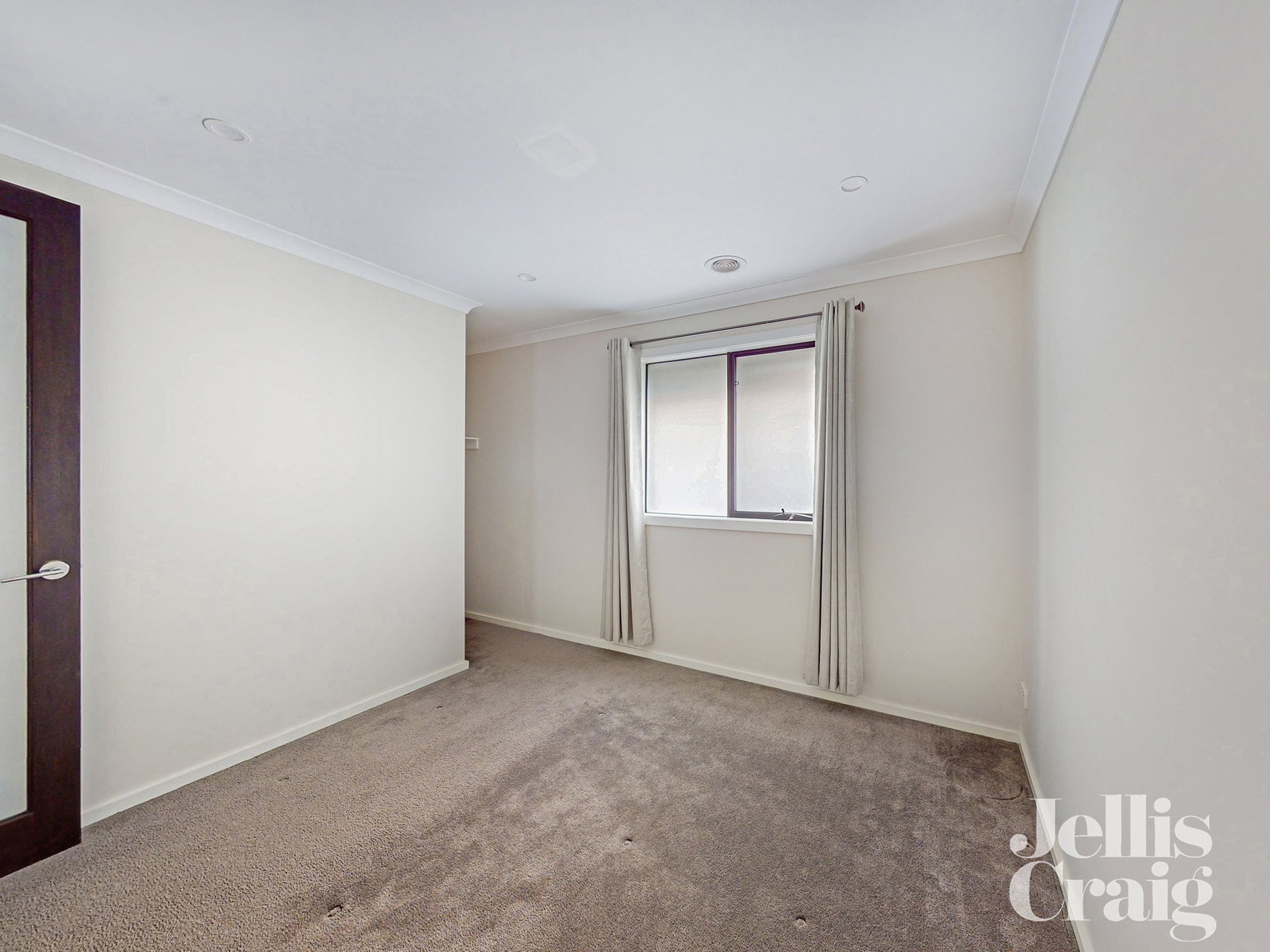 39 Haven Crescent, Ascot Vale image 12