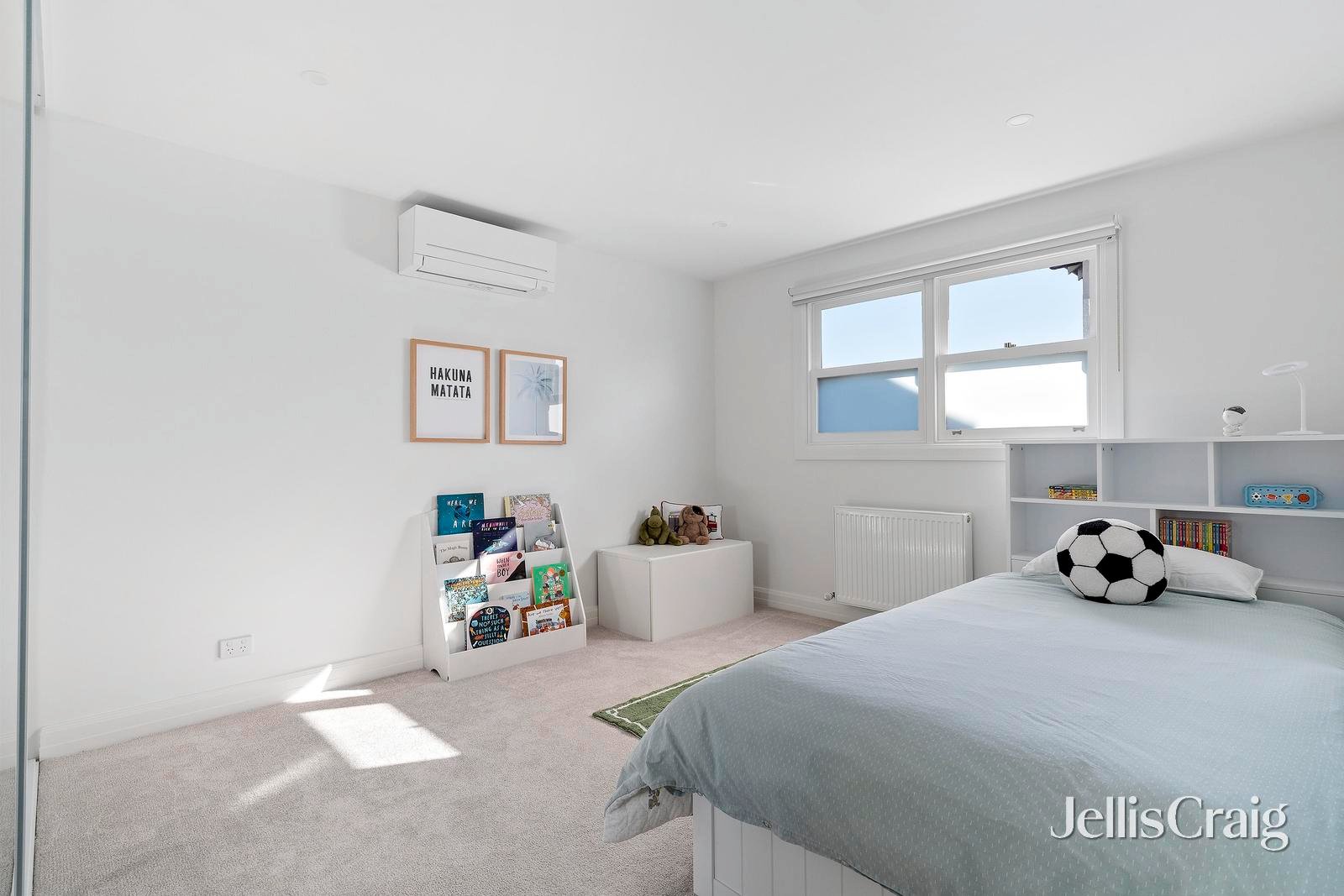 39 Hedderwick Street, Essendon image 12