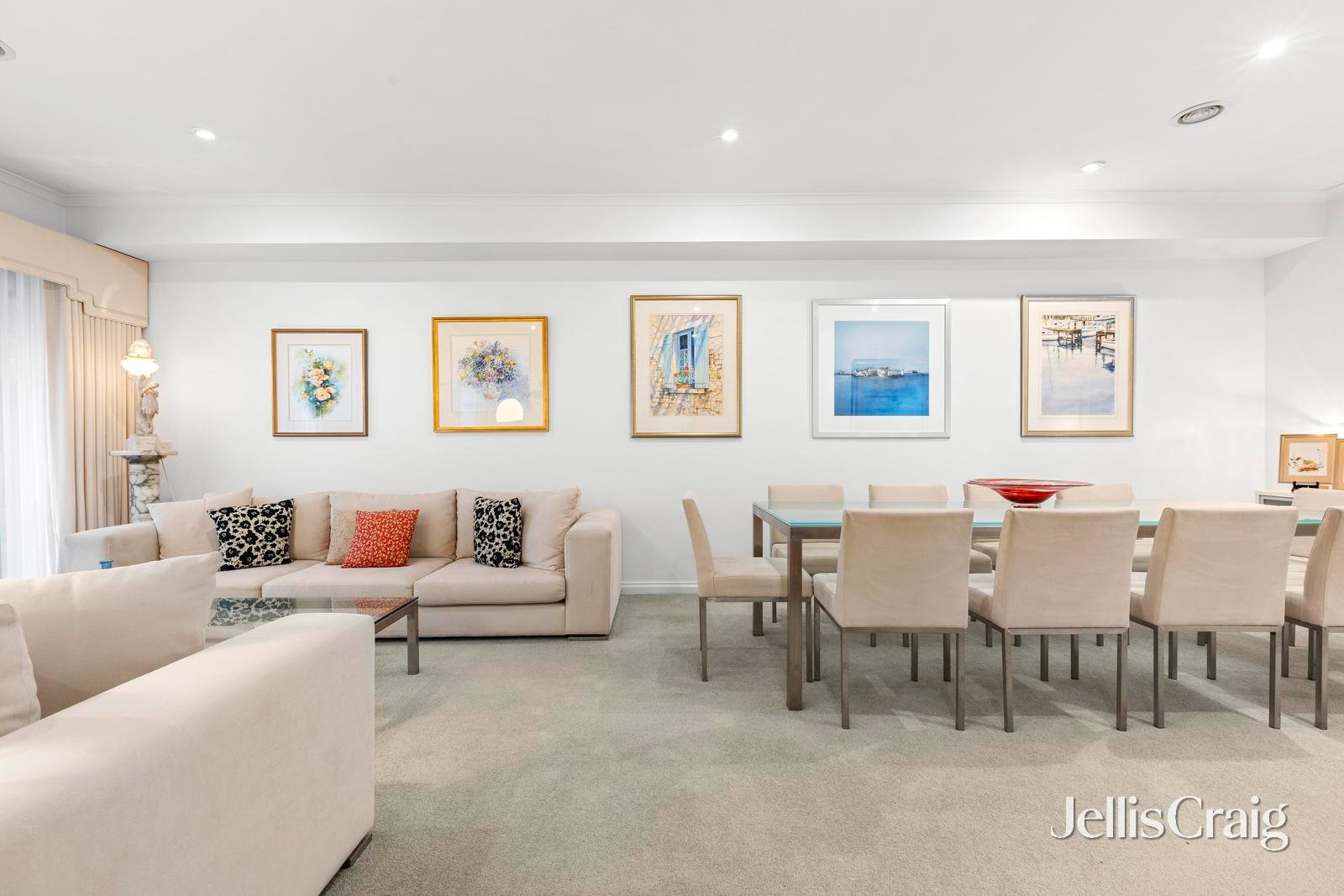 39 Herriotts Boulevard, Glen&nbsp;Waverley image 3