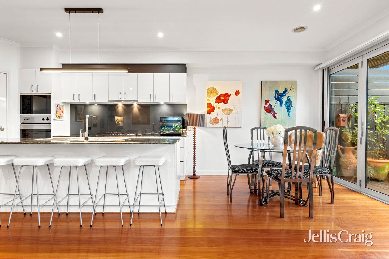 39 Herriotts Boulevard, Glen&nbsp;Waverley image 4