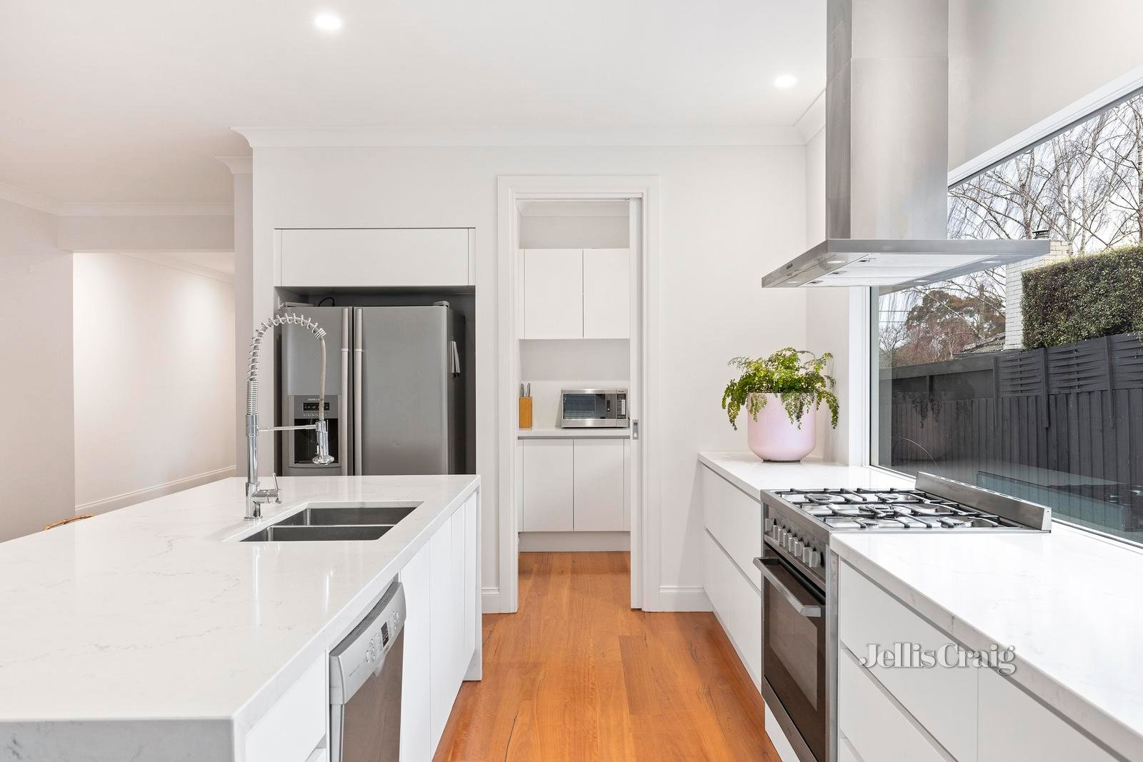 39 Highton Street, Ringwood East image 6