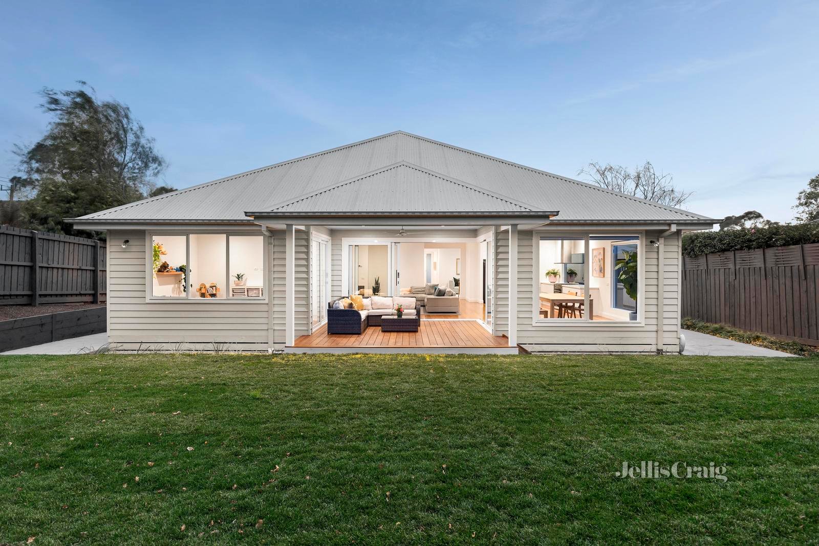 39 Highton Street, Ringwood East image 16