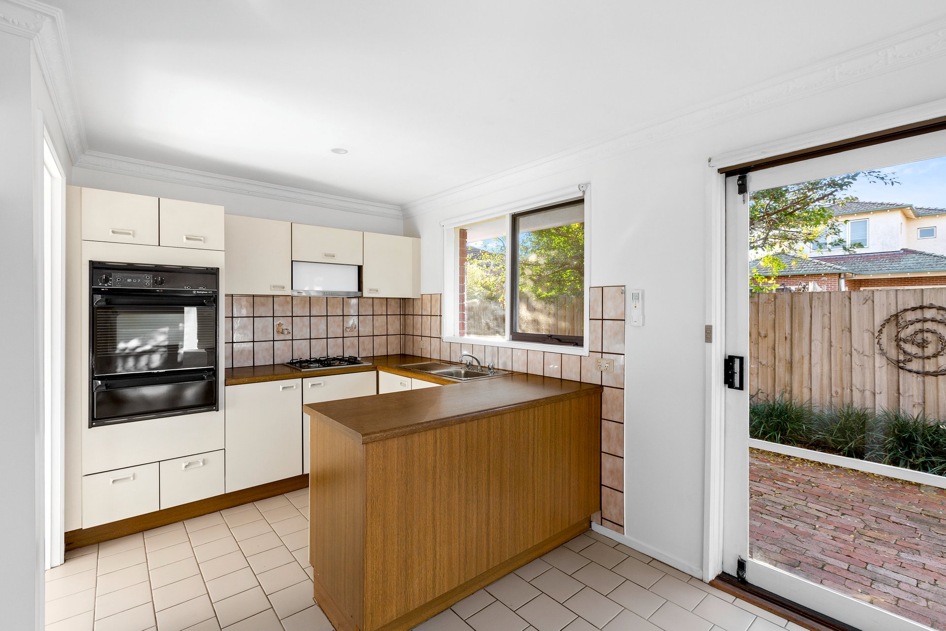 Property Gallery Thumbnail 4