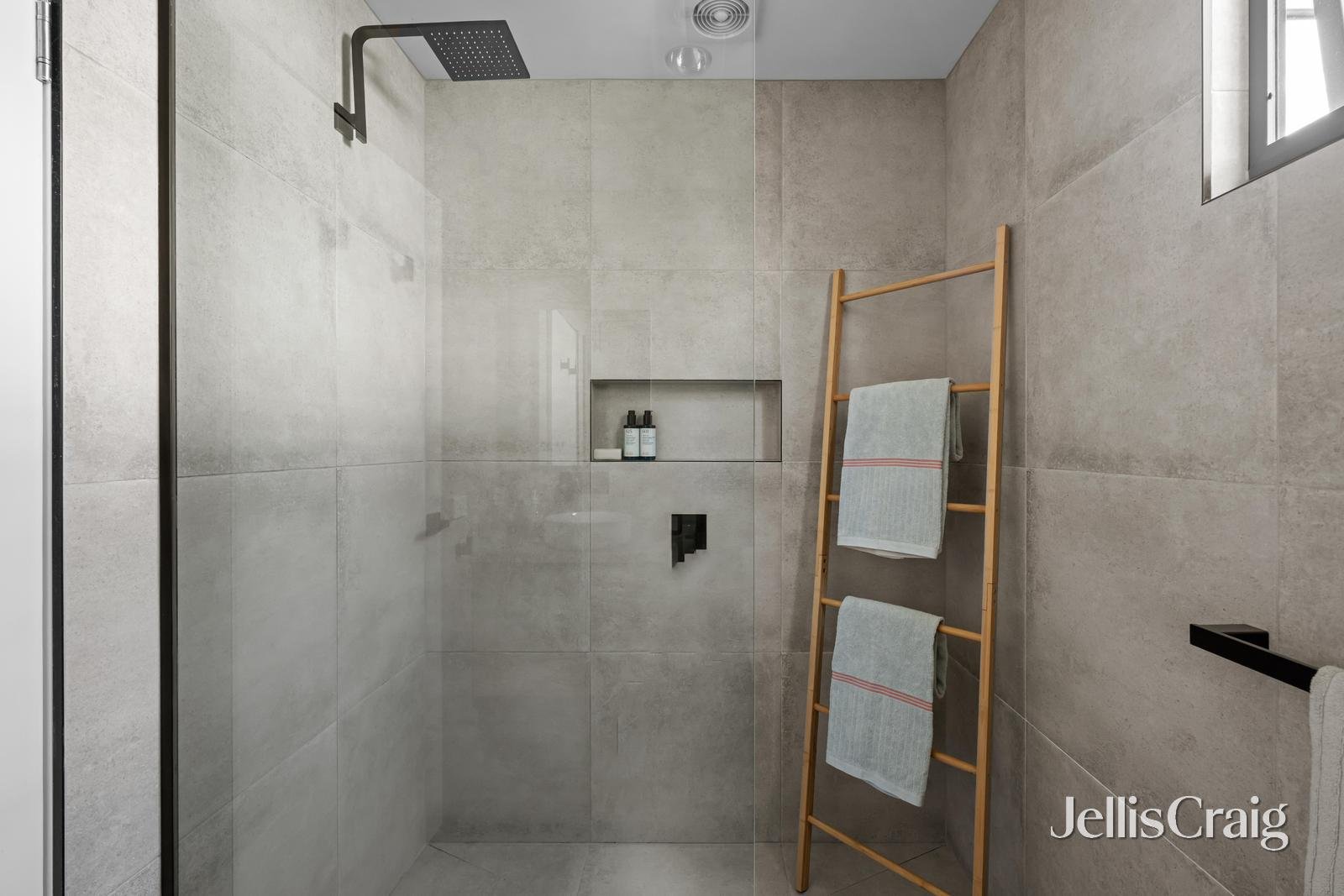 39 Howard Street, Brunswick image 9