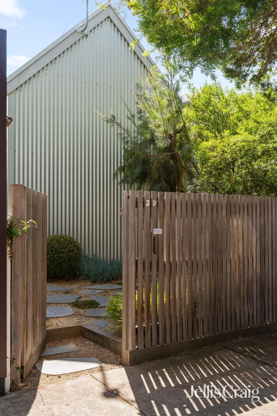 39 Howard Street, Brunswick image 15