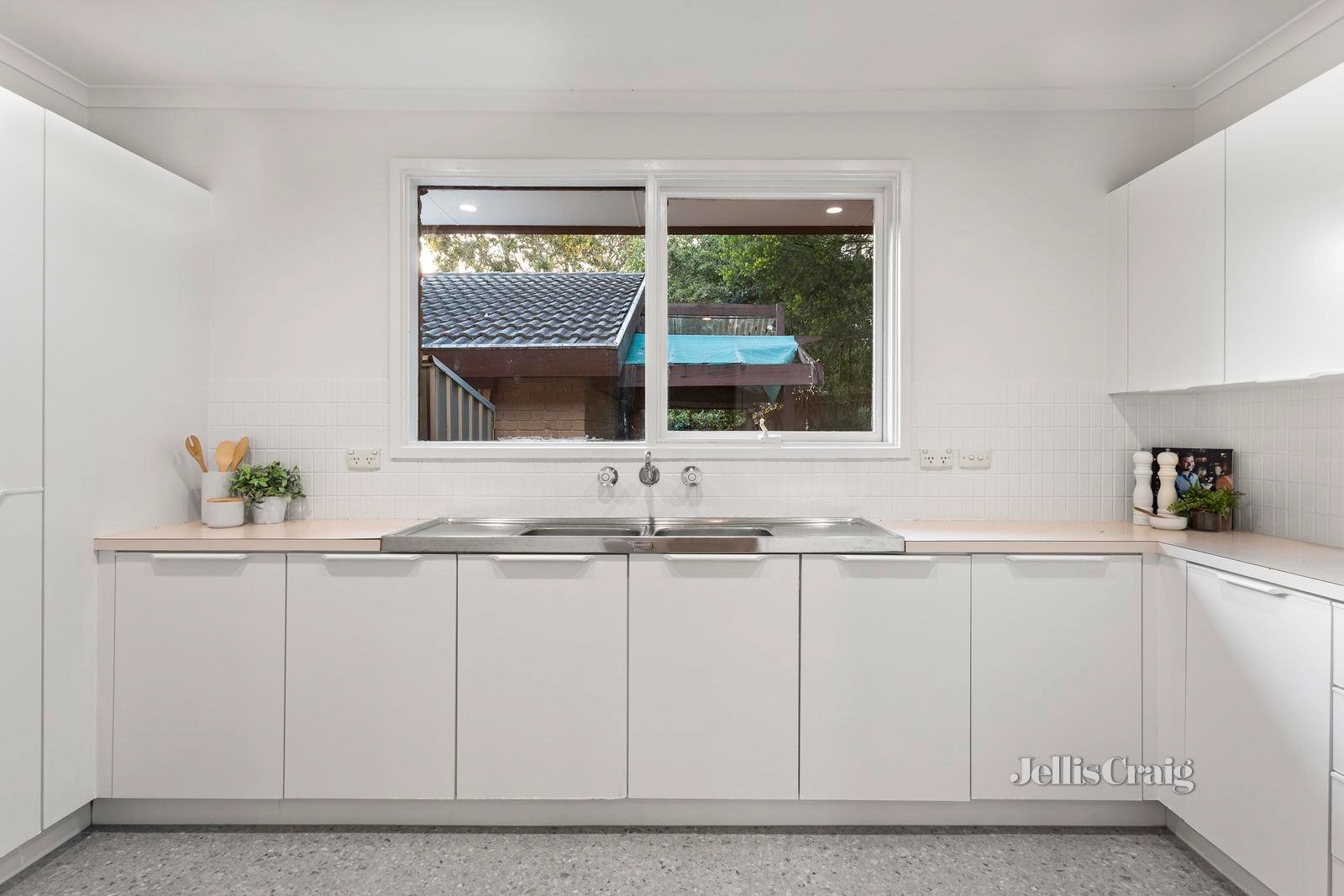 3/9 Kennedy Avenue, Ringwood image 6