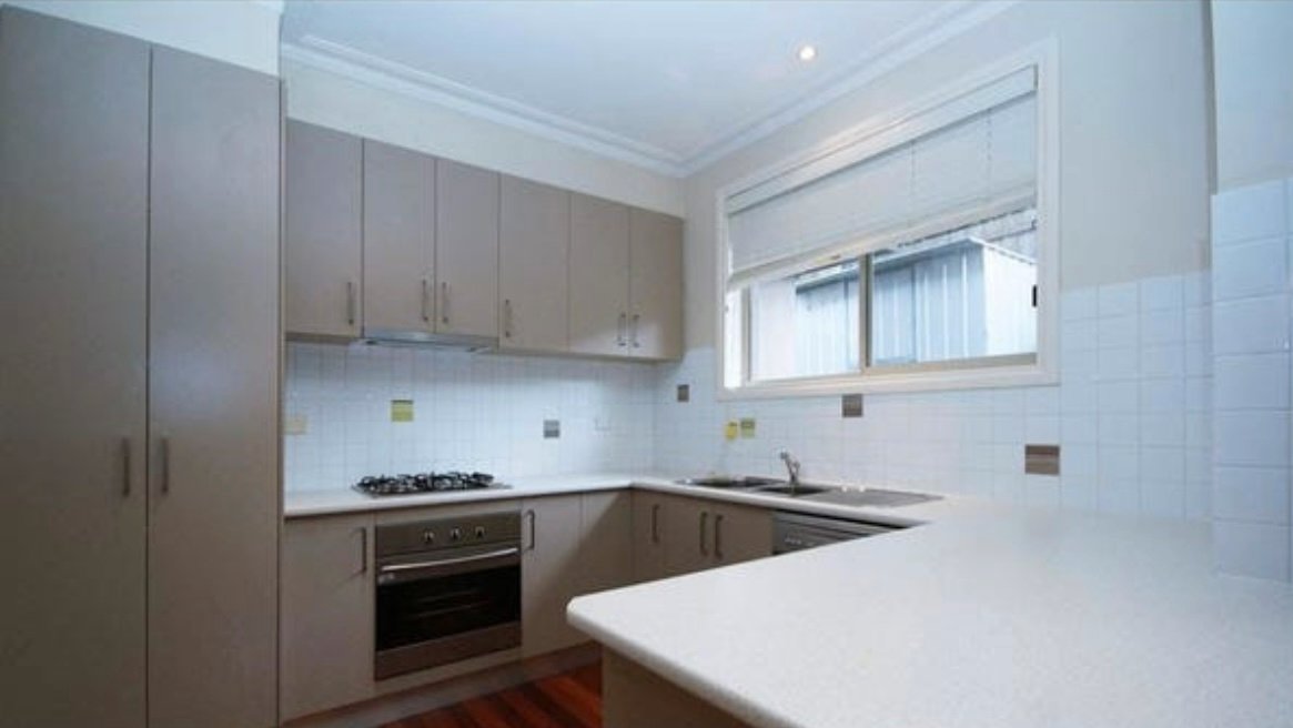 3/9 La Frank Street, Burwood image 1