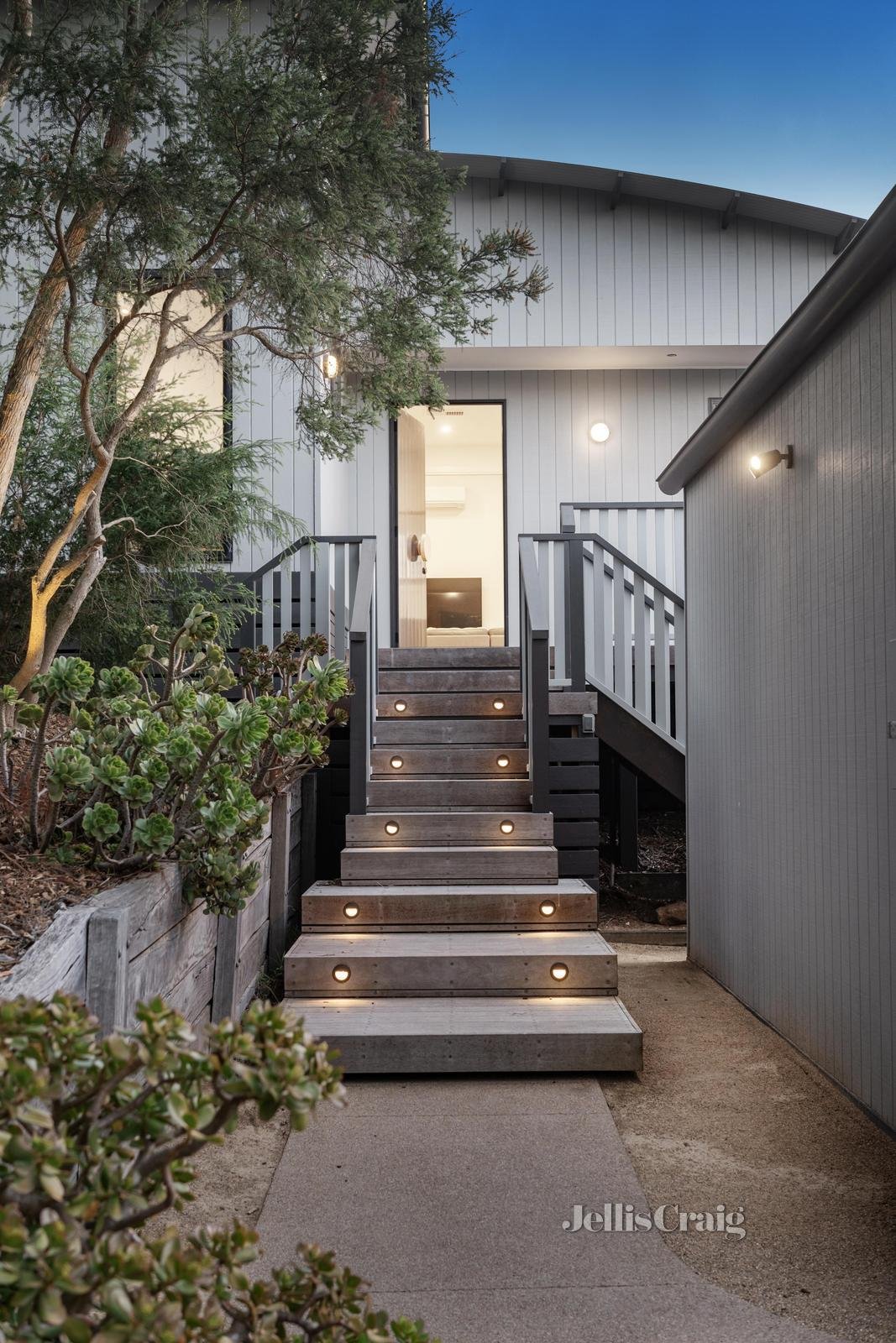 39 Lansdowne Street, Blairgowrie image 5