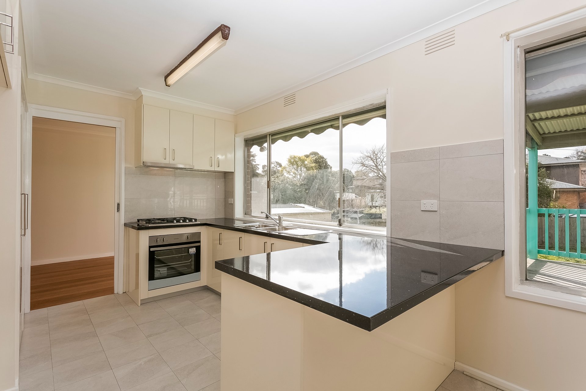 Property Gallery Thumbnail 2