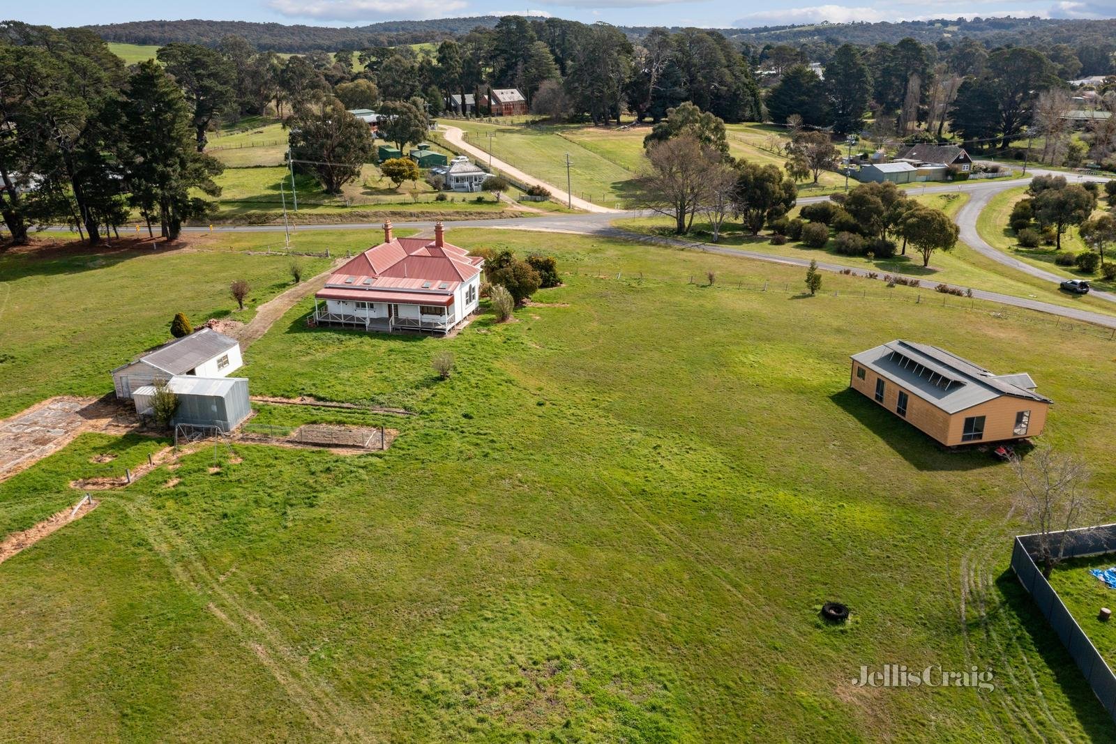 39 Linton Naringhil Road, Linton image 16