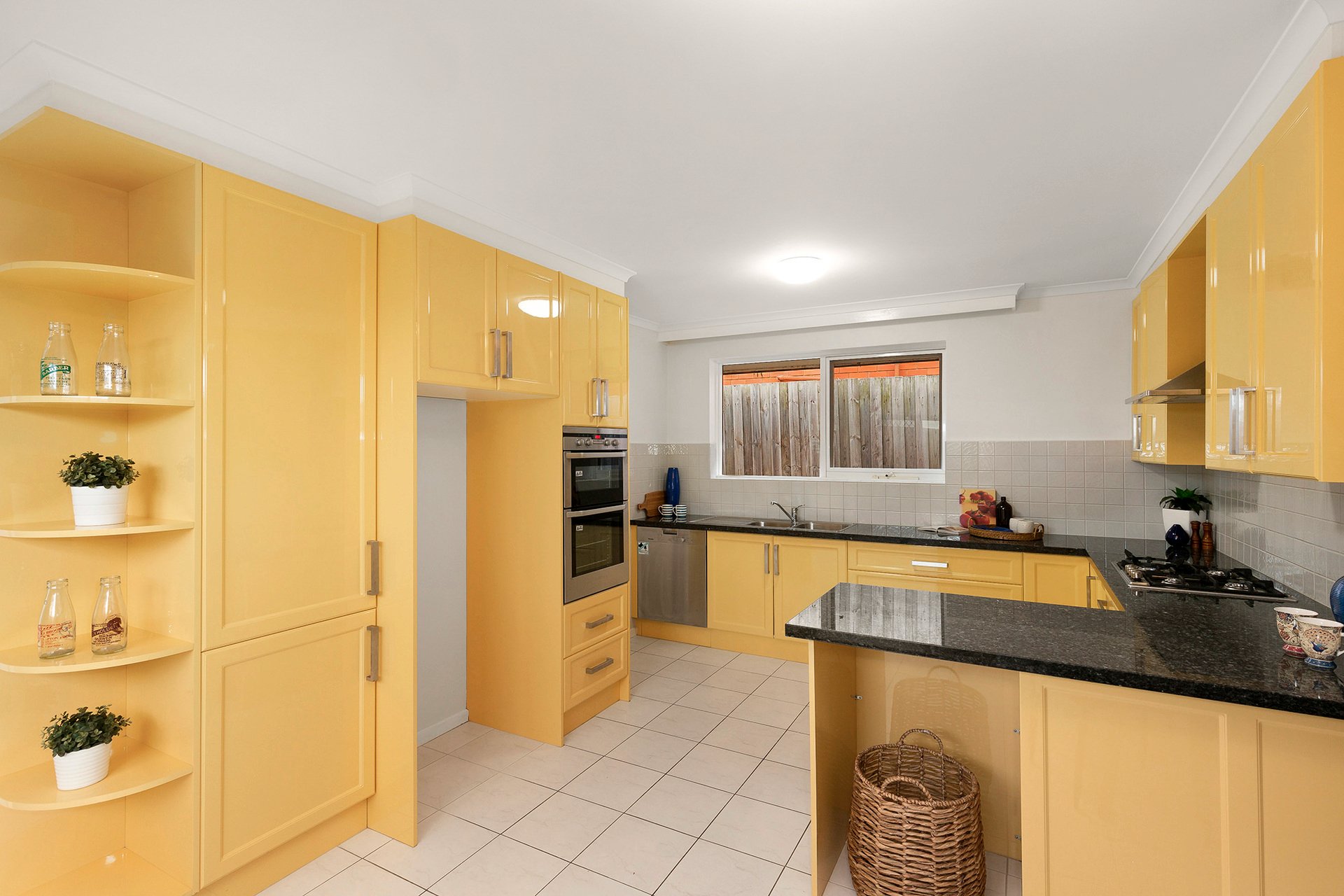39 Linton Street, Balaclava image 4