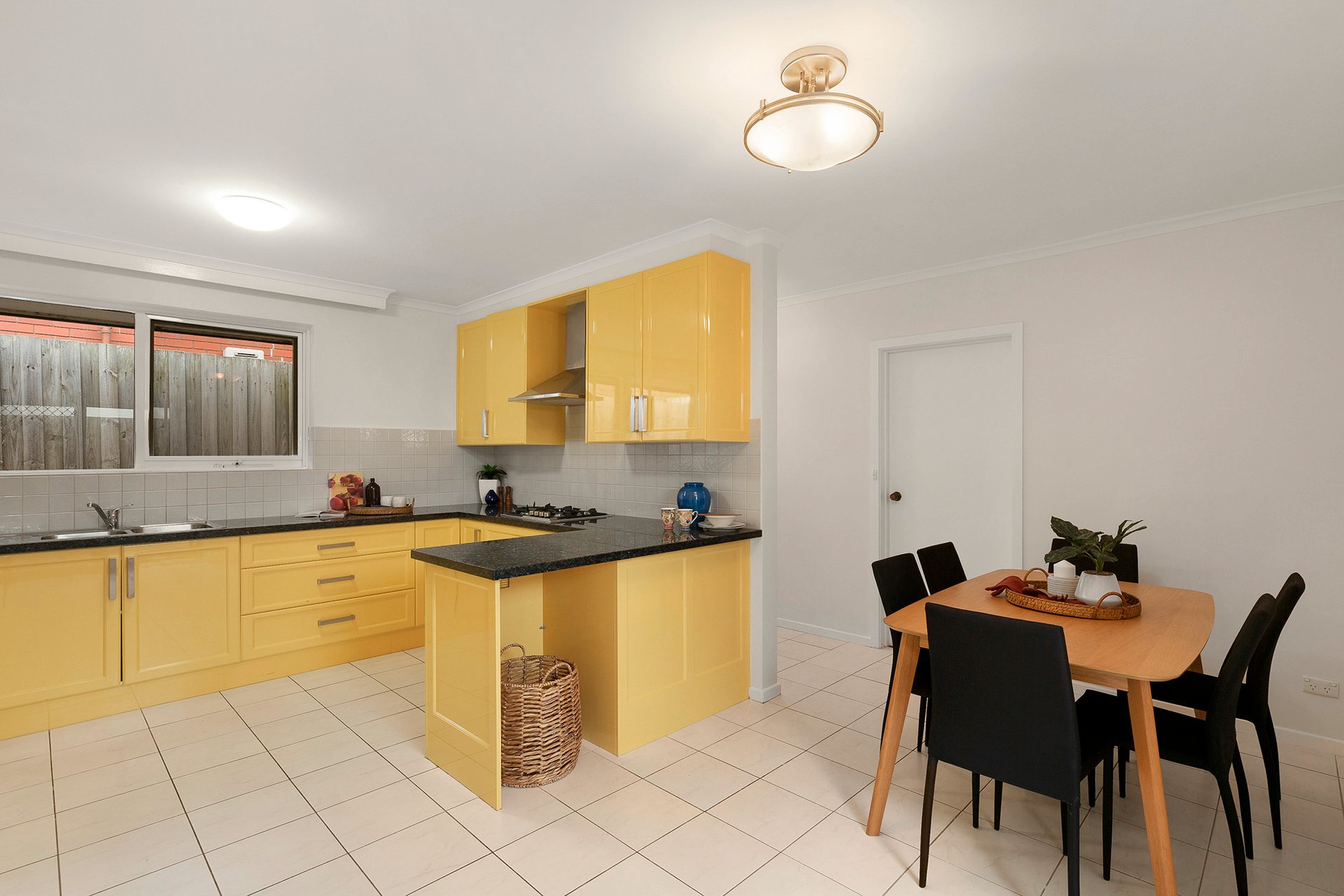 39 Linton Street, Balaclava image 9