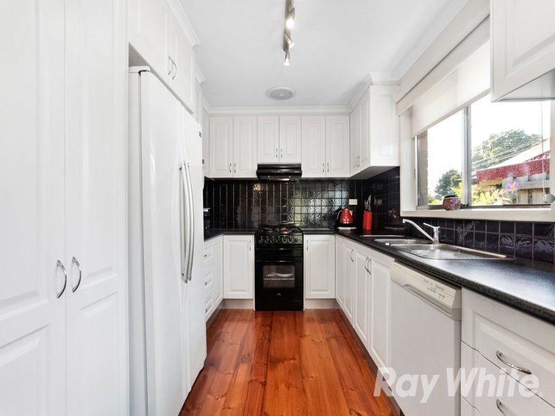39 Madison Avenue, Dandenong North image 2