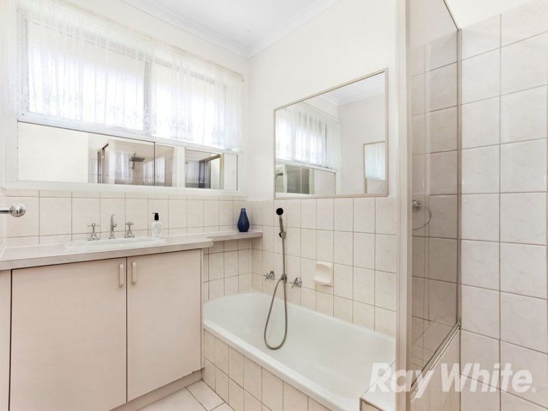 39 Madison Avenue, Dandenong North image 7