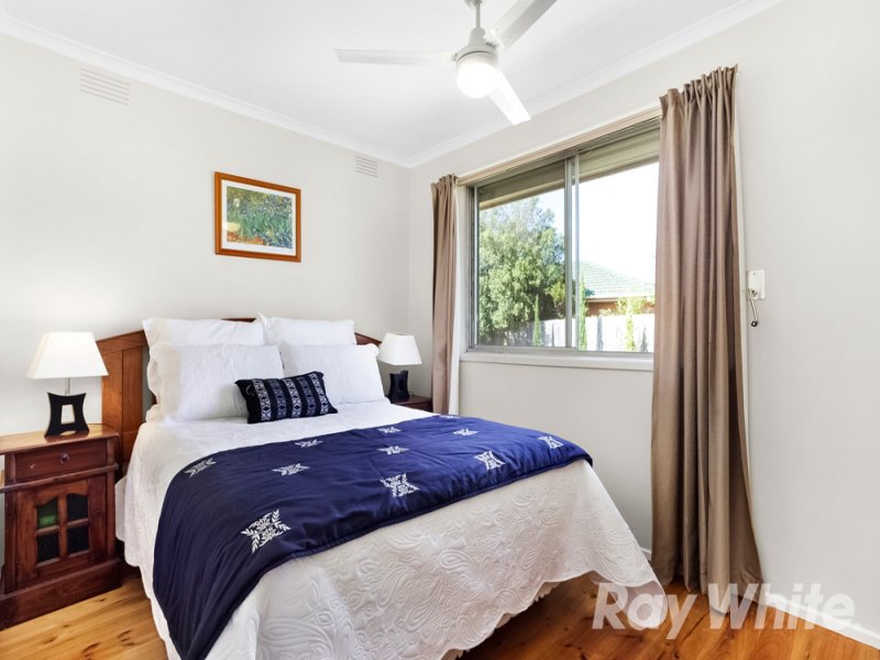 39 Madison Avenue, Dandenong North image 8