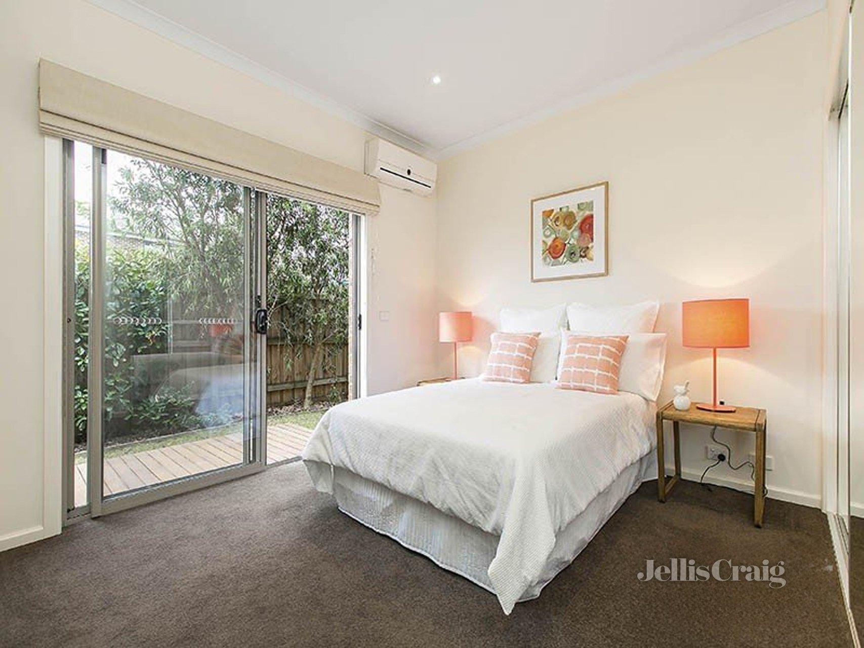 3/9 Madison Court, Mount Waverley image 8