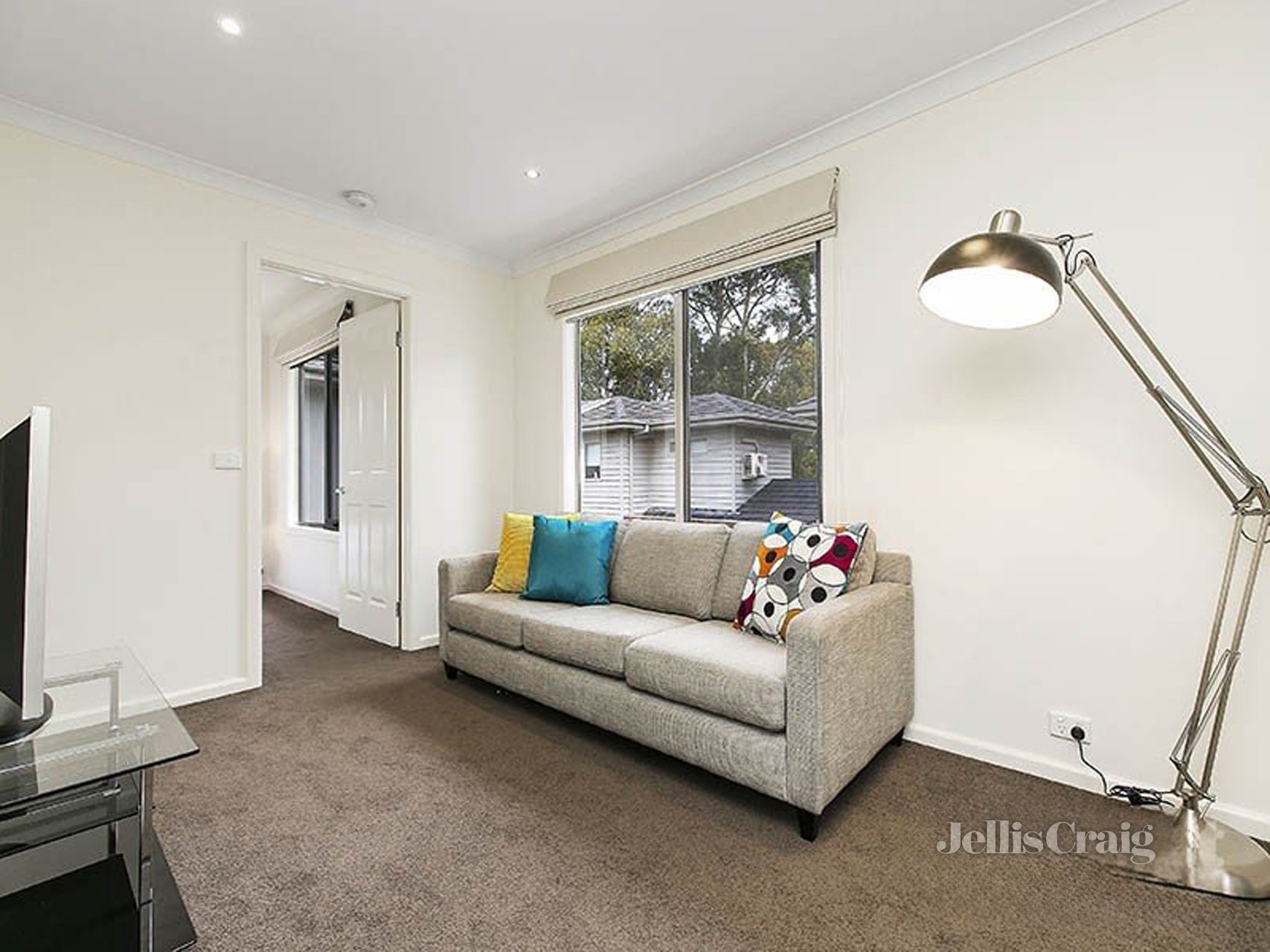 3/9 Madison Court, Mount Waverley image 7