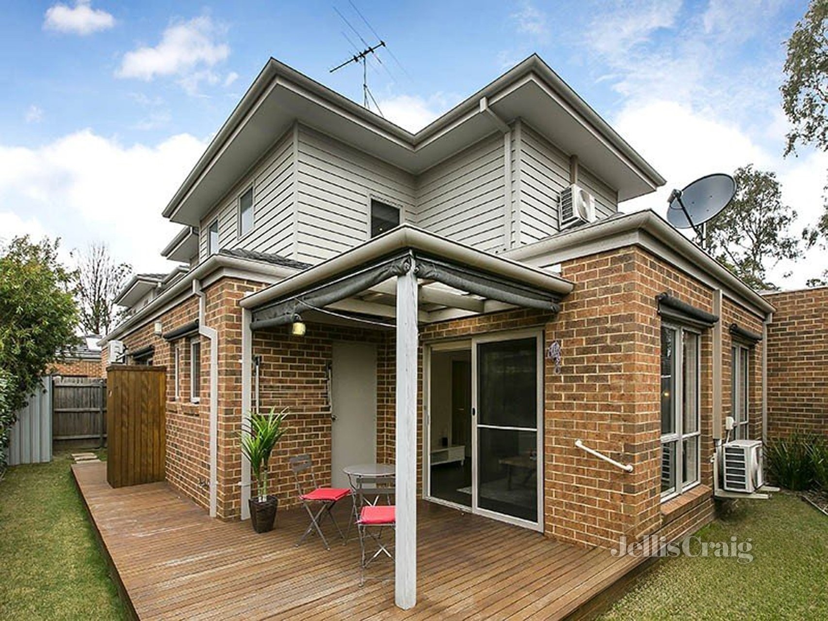 3/9 Madison Court, Mount Waverley image 11