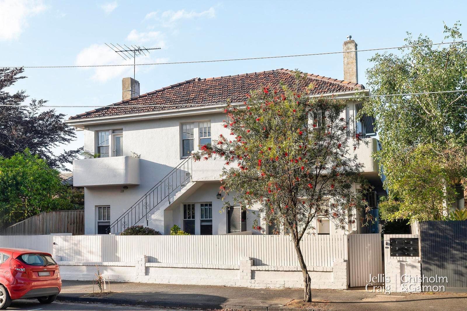 3/9 Marlton Crescent, St Kilda image 2