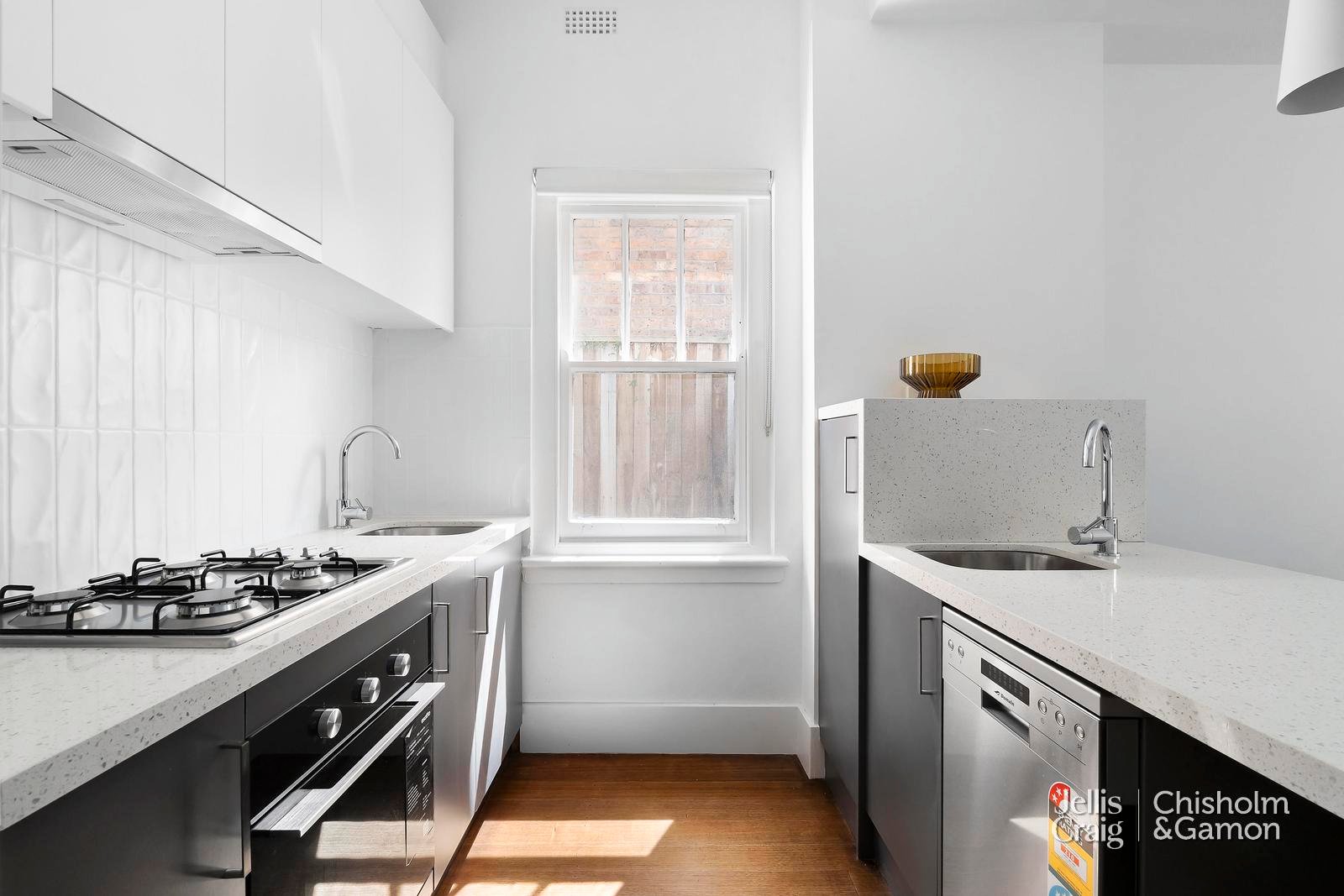 3/9 Marlton Crescent, St Kilda image 5