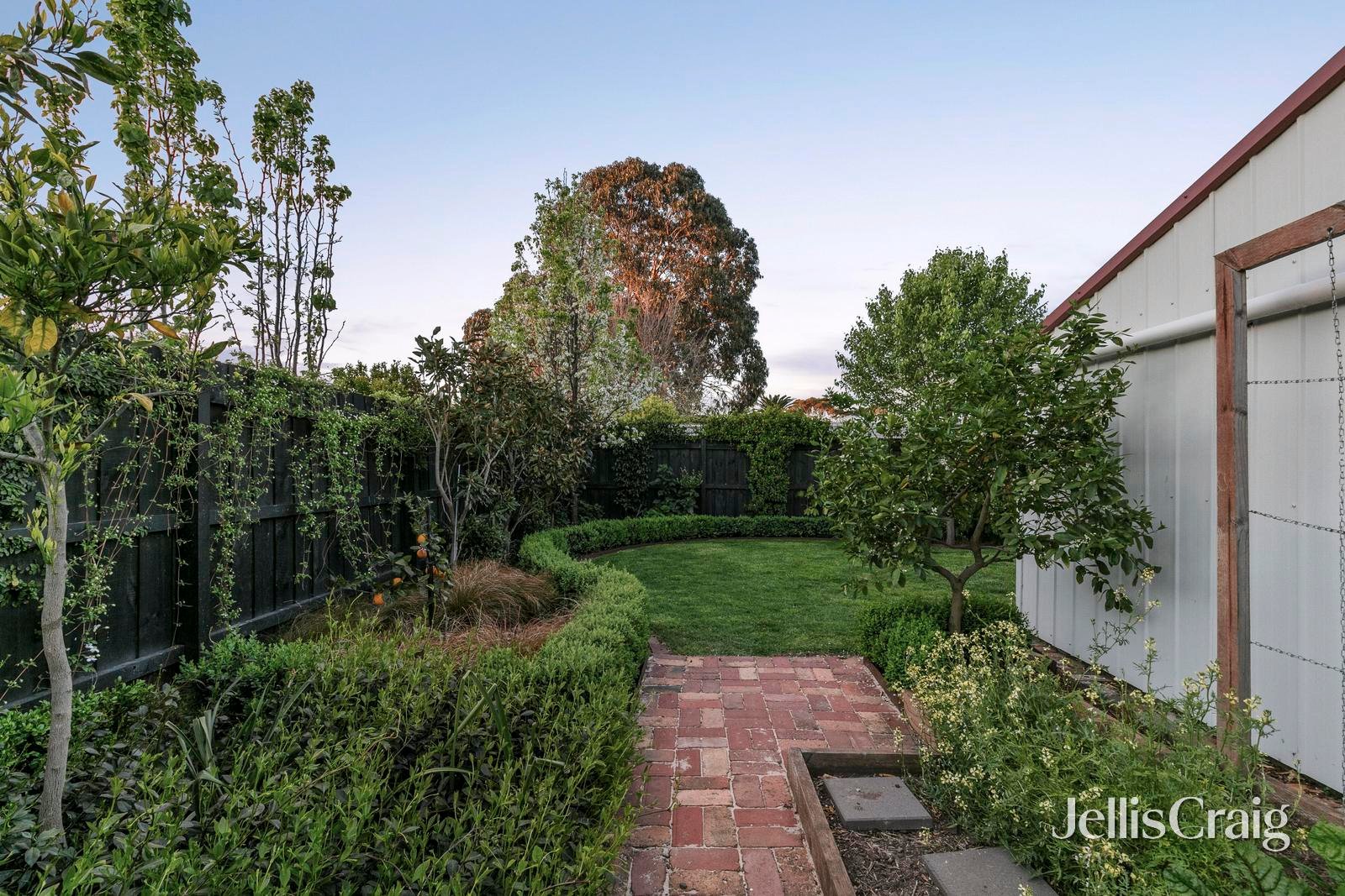 39 Mashoobra Street, Coburg North image 13