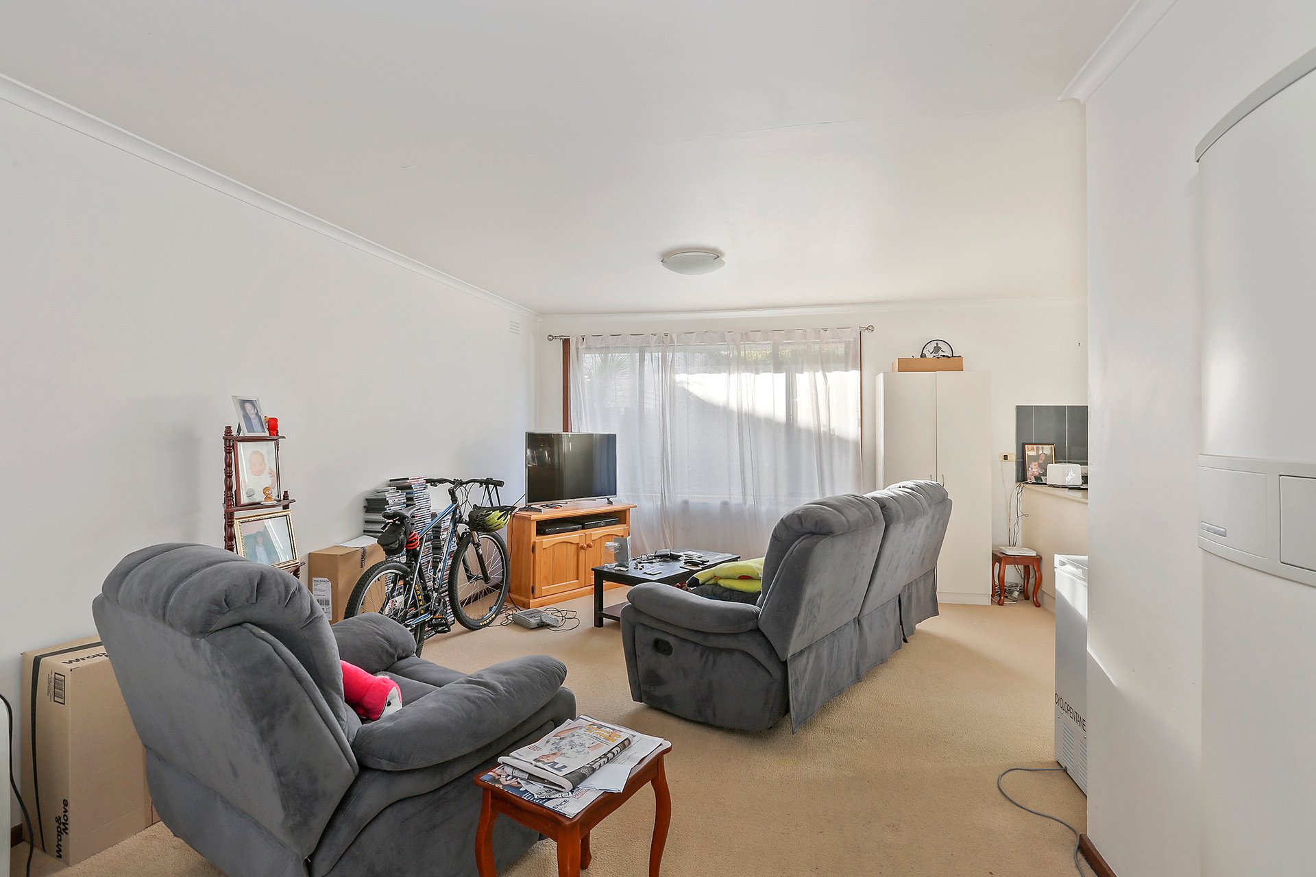3/9 Matilda Court, Belmont image 3